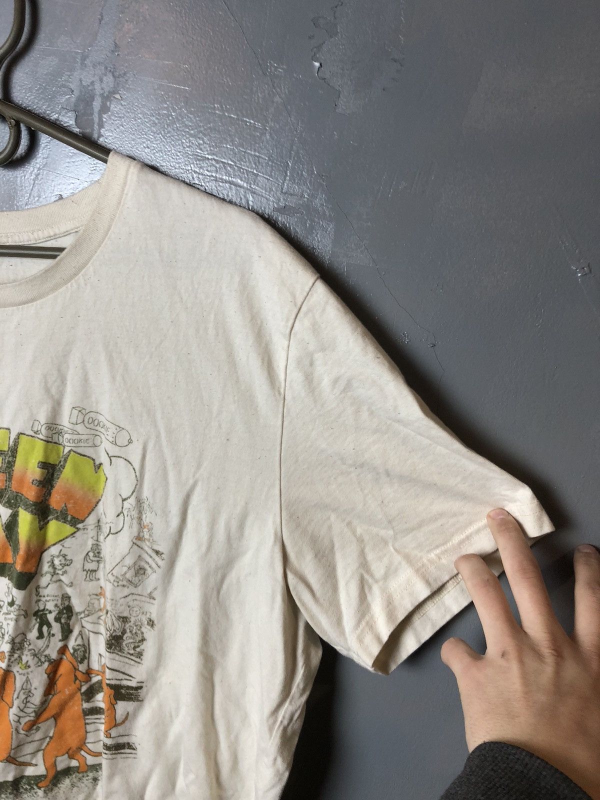 Vintage Vintage mens t-shirt merch Size US L / EU 52-54 / 3 - 5 Thumbnail