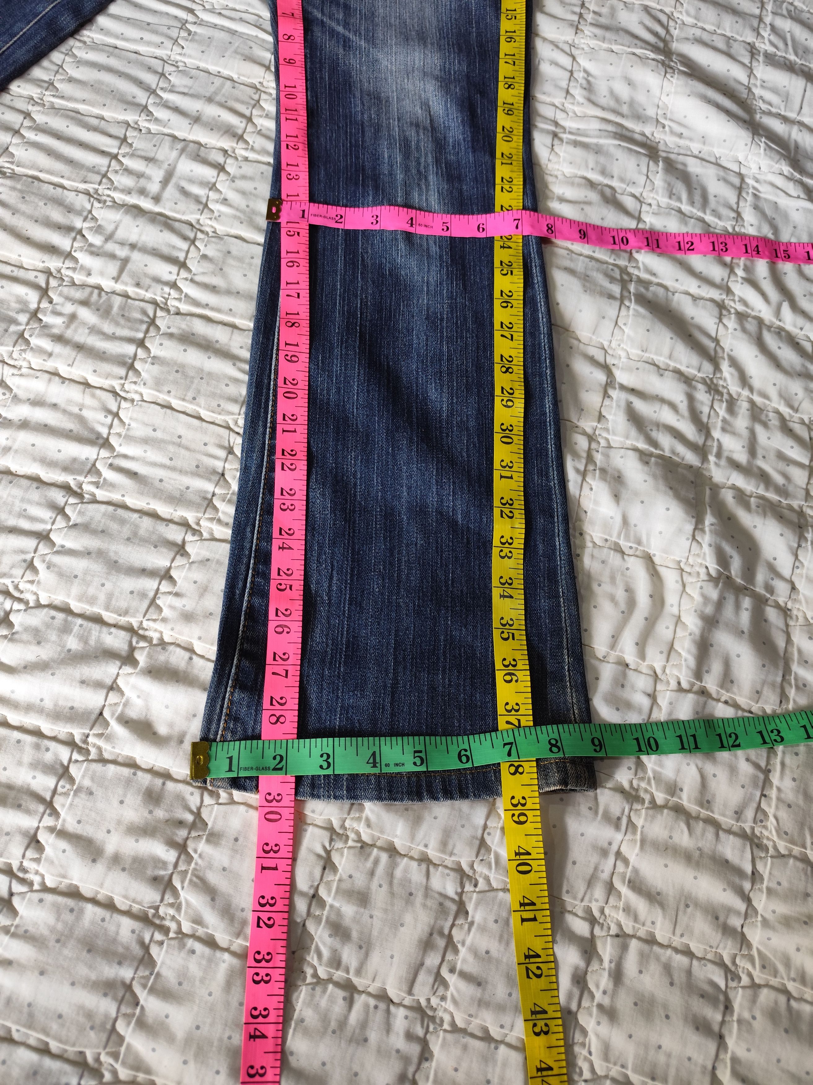 Japanese Brand × Jun Takahashi × Uniqlo Vintage Uniqlo U Flare Denim J014 Size 26" / US 2 / IT 38 - 19 Thumbnail