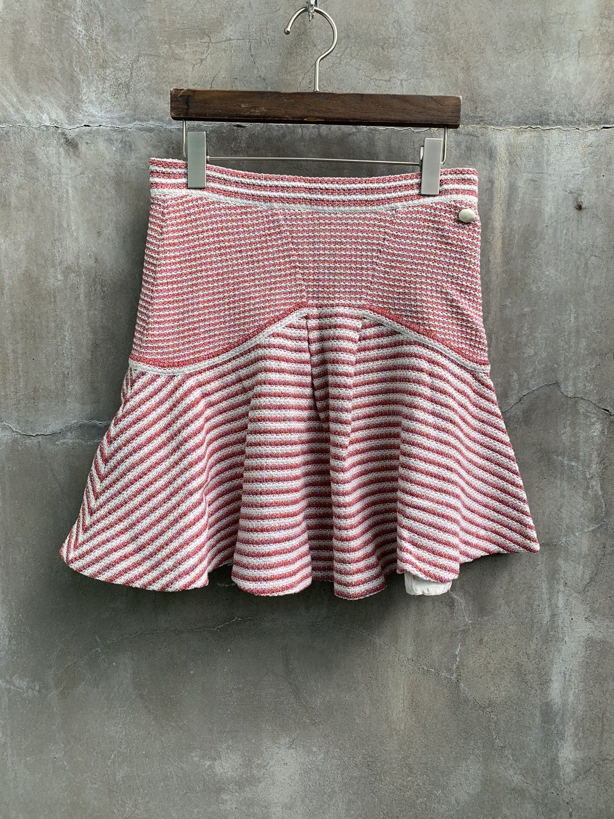 Chanel SS15 CC Logo Pearl Button Flared Skirt Size 26" / US 2 / IT 38 - 1 Thumbnail