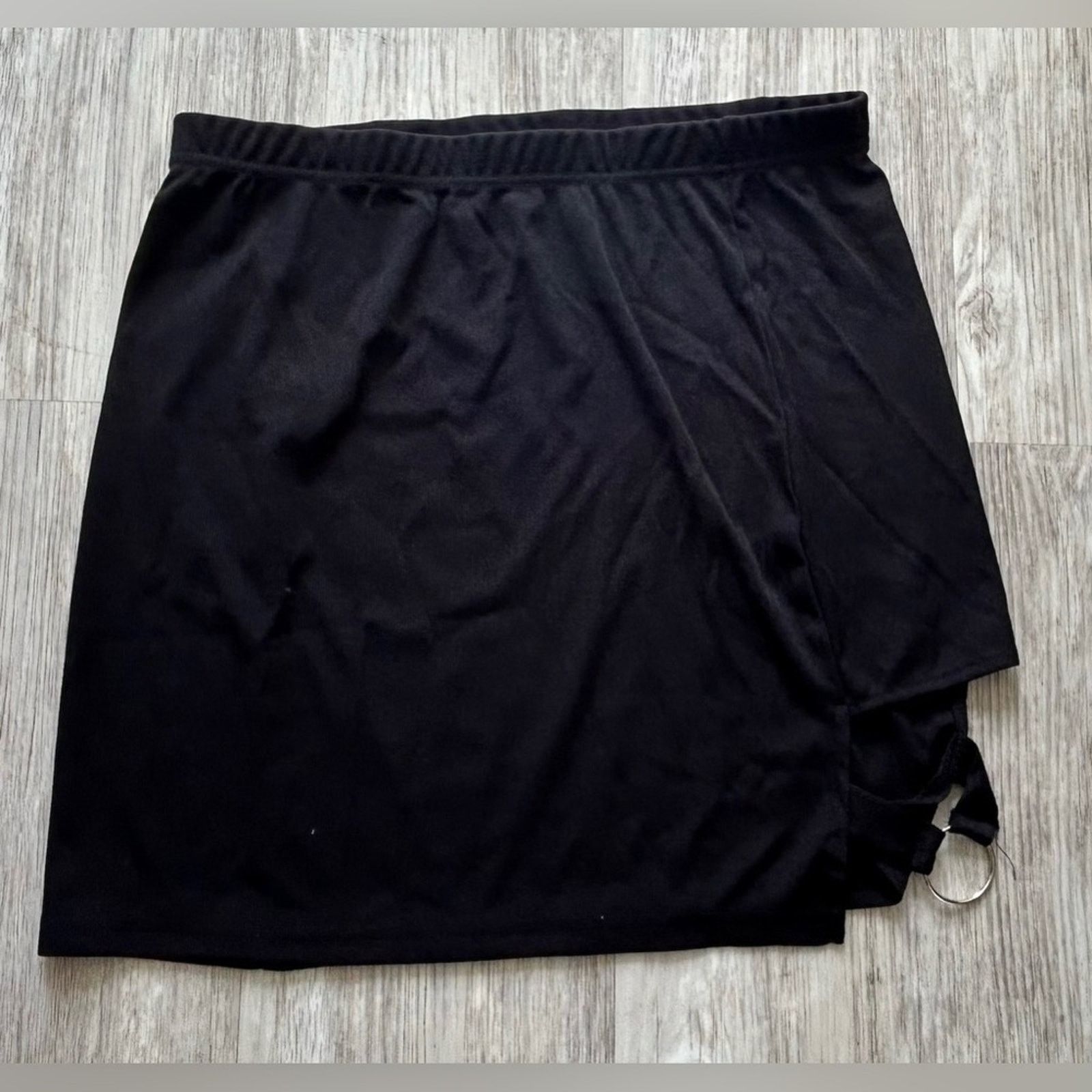 Shein SHEIN | Women’s Alternative Slit Buckle Detail Skirt | 1XL Size 22" - 2 Thumbnail