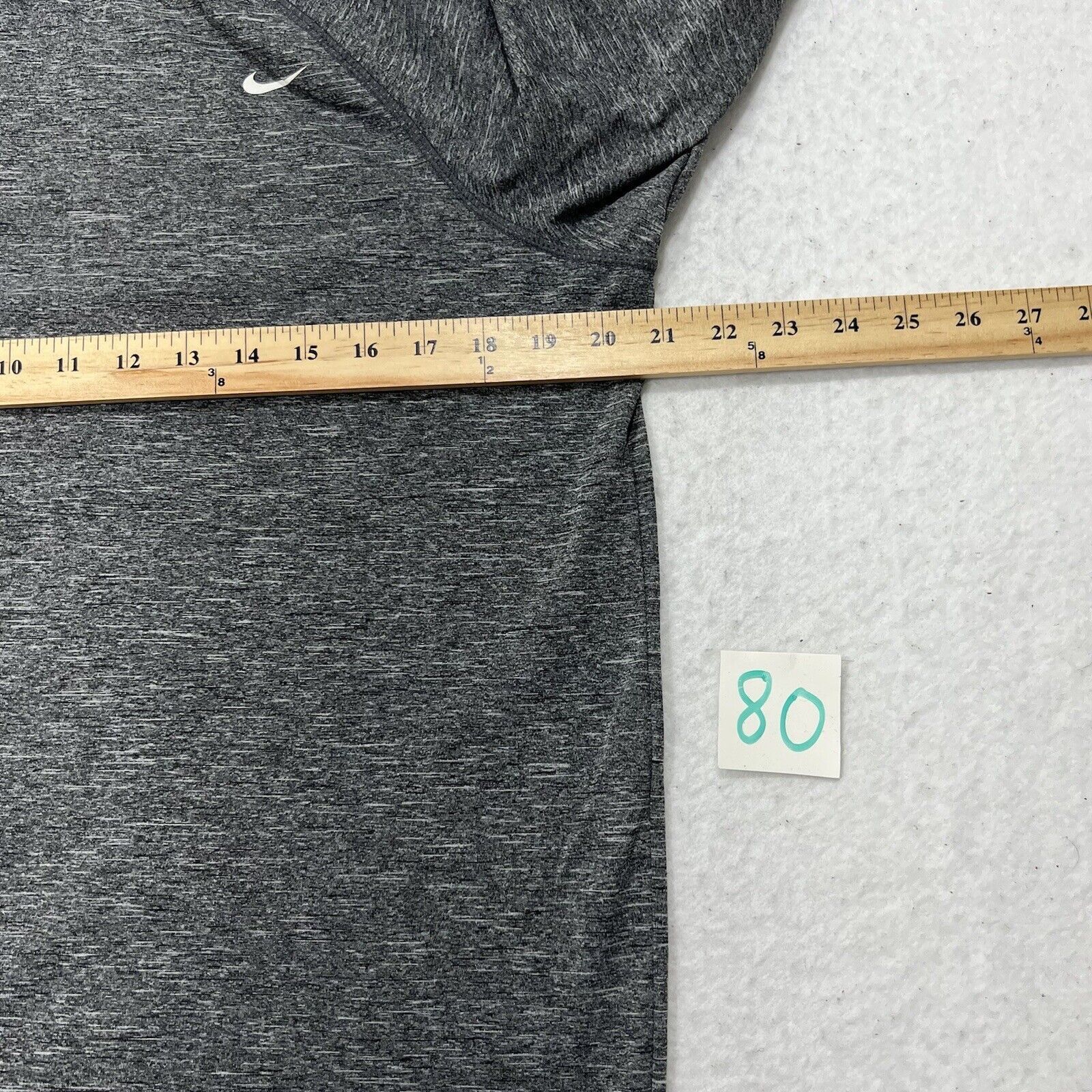 Nike Nike Dri Fit Medium Solid Gray Athletic T Shirt Swoosh Logo Size US M / EU 48-50 / 2 - 10 Thumbnail
