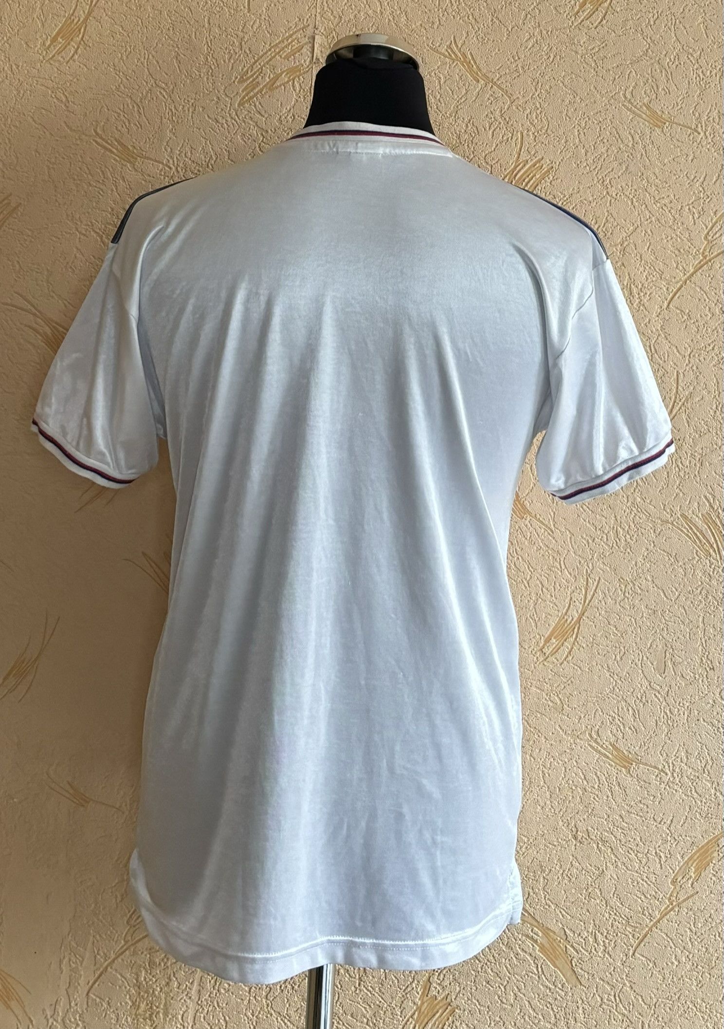 Other England 1980-1982 Score Draw Football Jersey Size. M Size US M / EU 48-50 / 2 - 2 Thumbnail