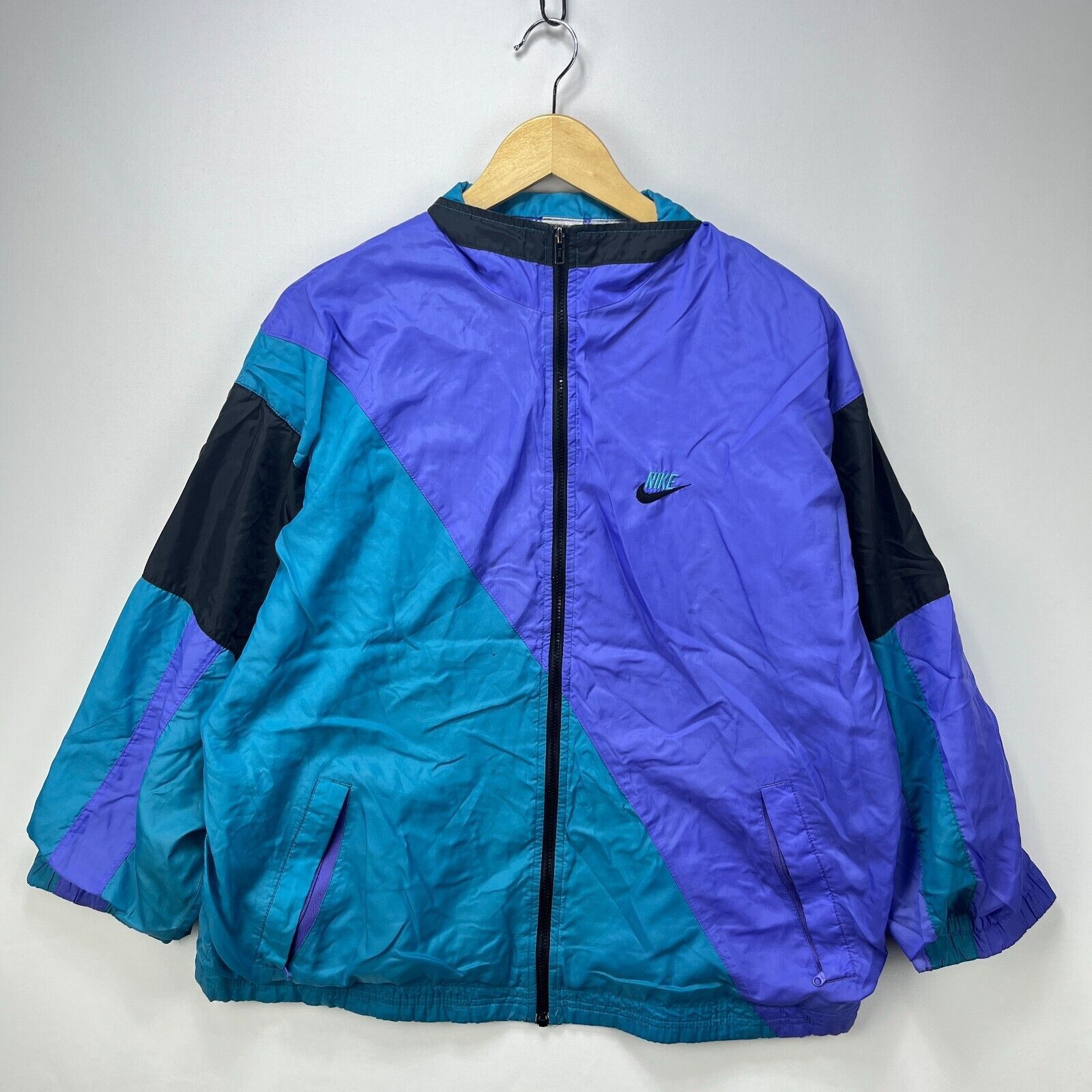 Nike × Vintage Vintage Y2K Nike Jacket Large Block Thermal Lined Swoosh Size US L / EU 52-54 / 3 - 1 Thumbnail