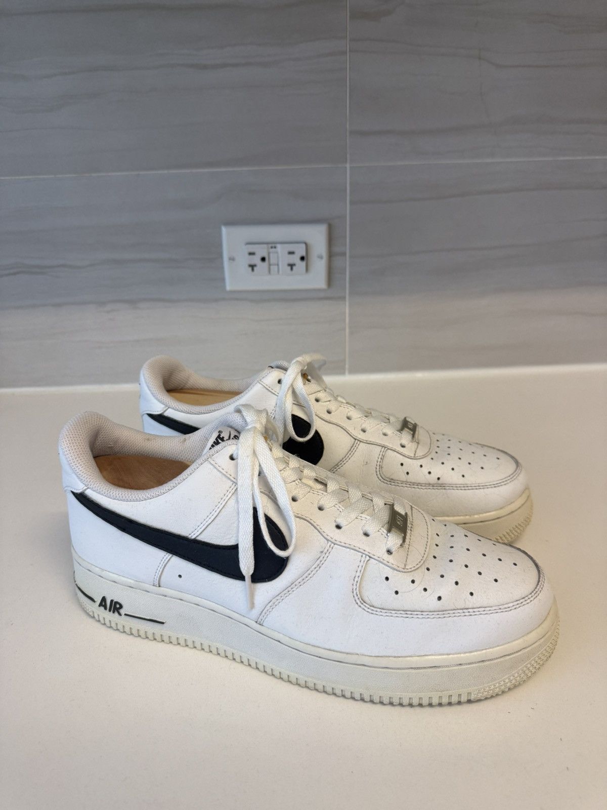 Nike Nike Air Force 1 Special Black Swoosh Size US 10 / EU 43 - 2 Thumbnail