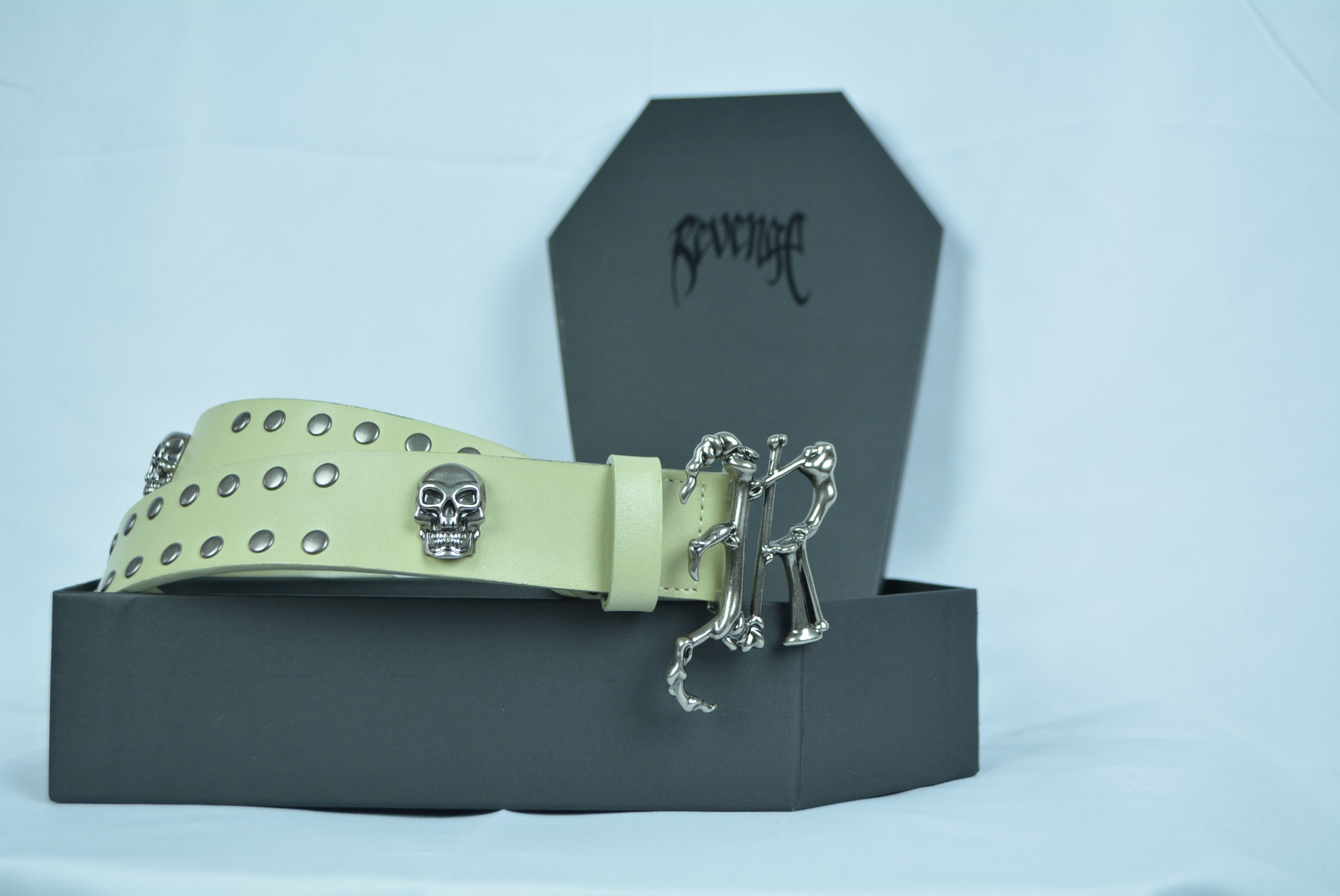 Revenge BONE BELT CREAM Size 28 - 1 Thumbnail