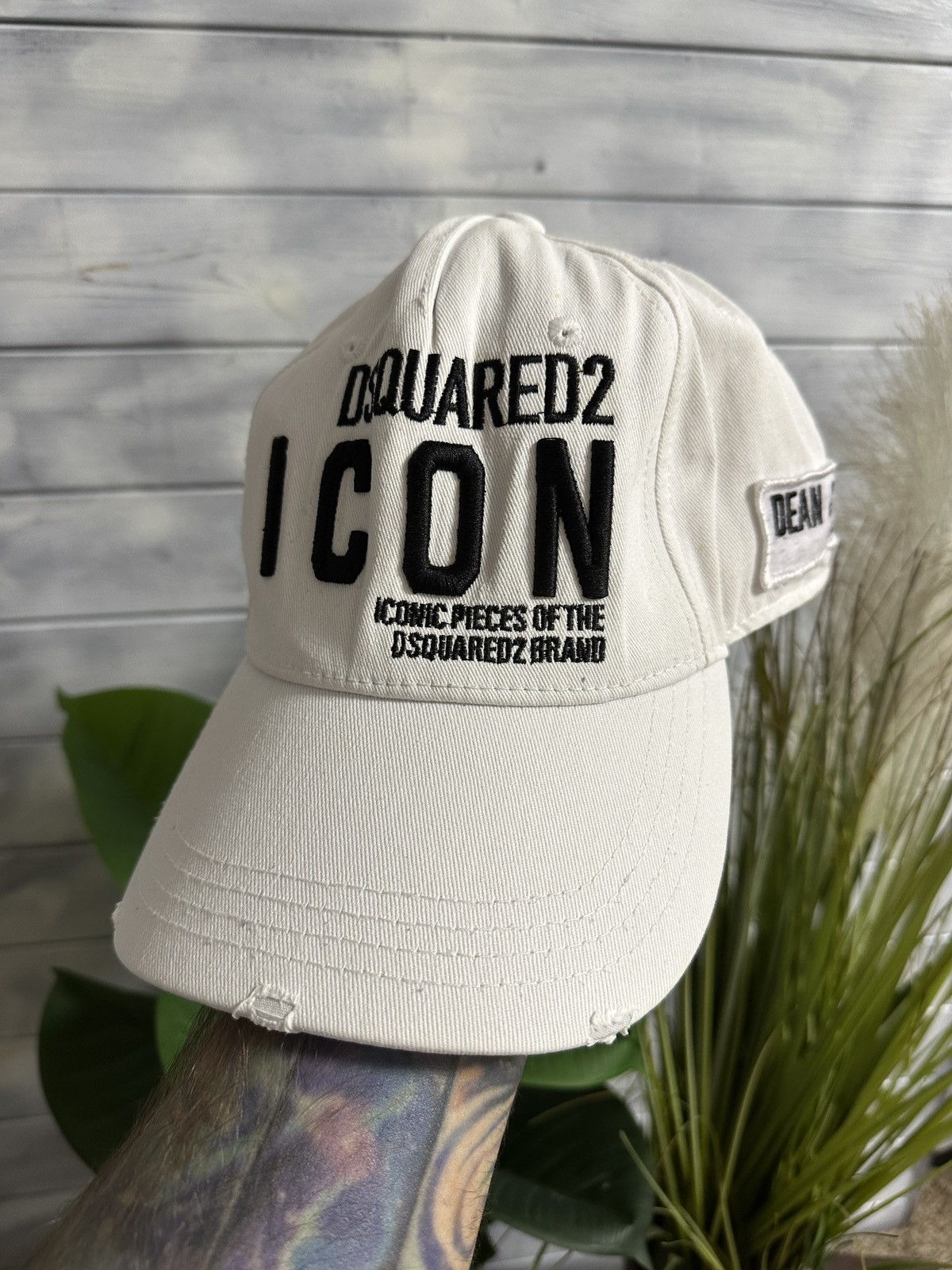 Dsquared2 Rare Luxury Cap DSQUARED2 ICON Made In Italy. Size ONE SIZE - 1 Thumbnail