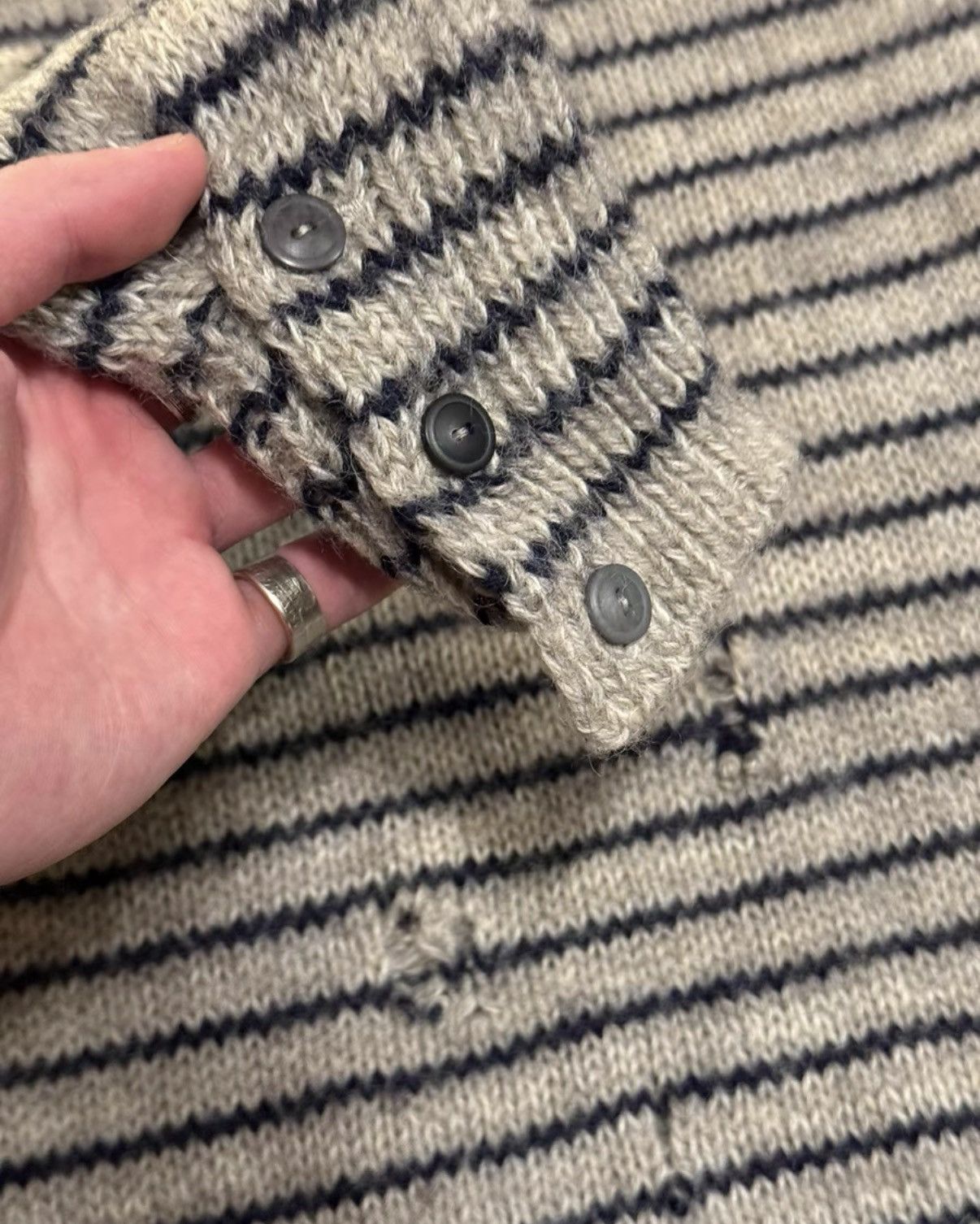 Takahiromiyashita The Soloist. TAKAHIRO MIYASHITA The Soloist.Distressed Stripe Sweater K24 Size US XS / EU 42 / 0 - 5 Thumbnail