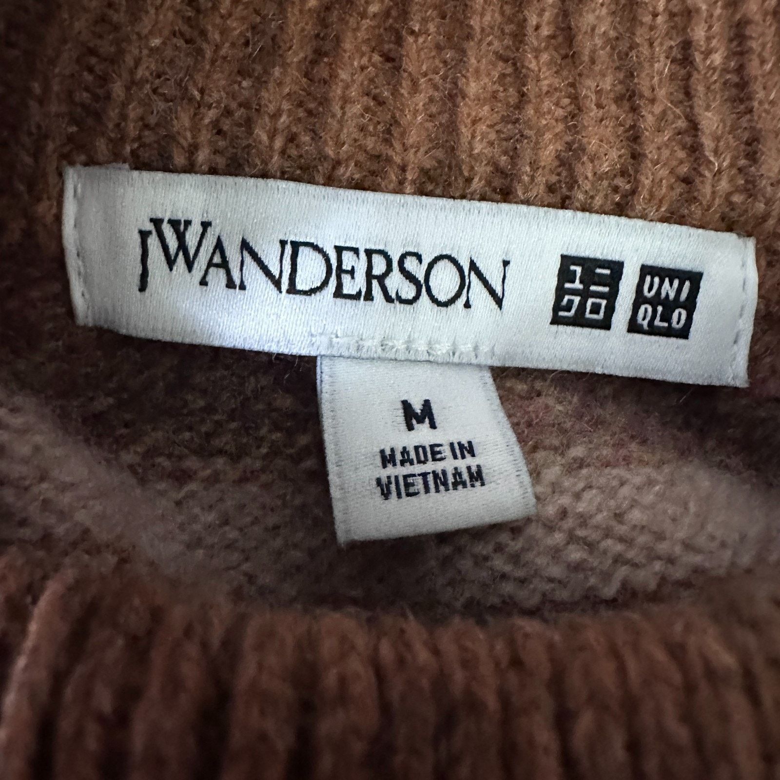 Other JW Anderson Uniqlo Sweater Men M Brown Striped Long Sleeve Size US M / EU 48-50 / 2 - 6 Thumbnail