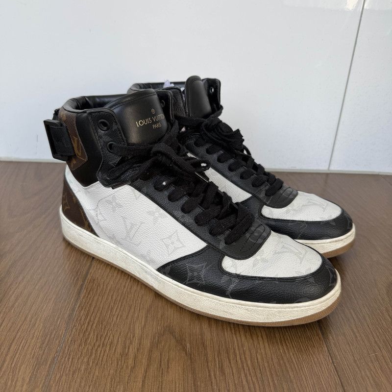 Louis Vuitton Louis Vuitton Rivoli Black and White Sneakers - Size US 8 / EU 41 - 8 Thumbnail