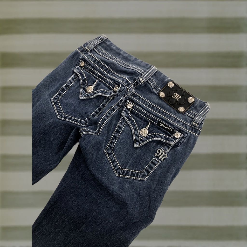 Miss Me MISS ME Jeans Skinny Low Rise 25x29 VAL A 25 Blue Denim 5-Pocket Zip Womens Regular Slim 7" Rise 29" Inseam Size 42" / US 20 - 1 Thumbnail
