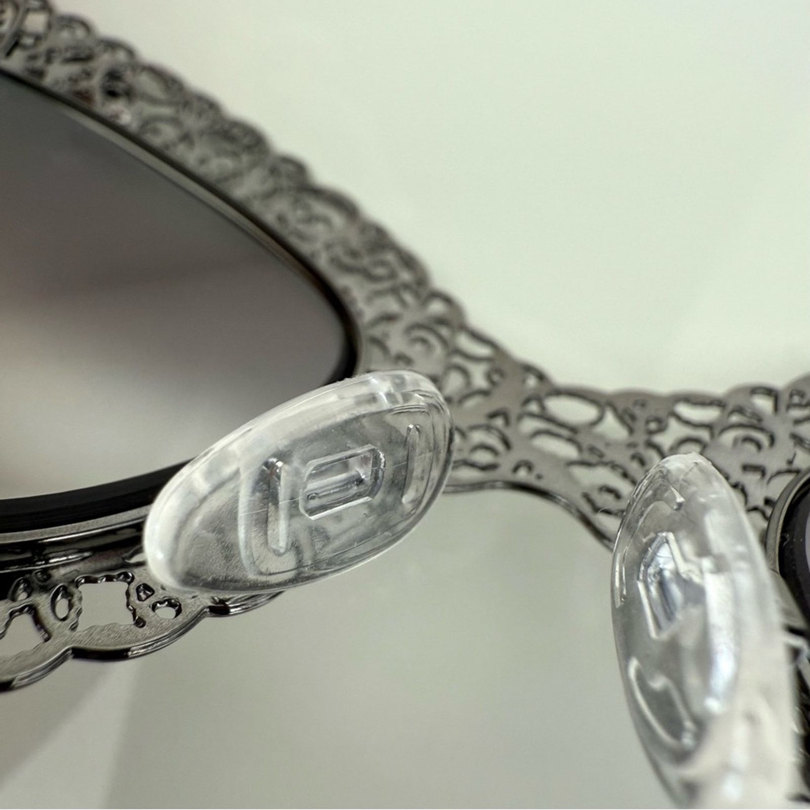 Dolce & Gabbana Dolce&Gabbana rhinestone runway sunglasses Authentic 1250$ Size ONE SIZE - 8 Thumbnail