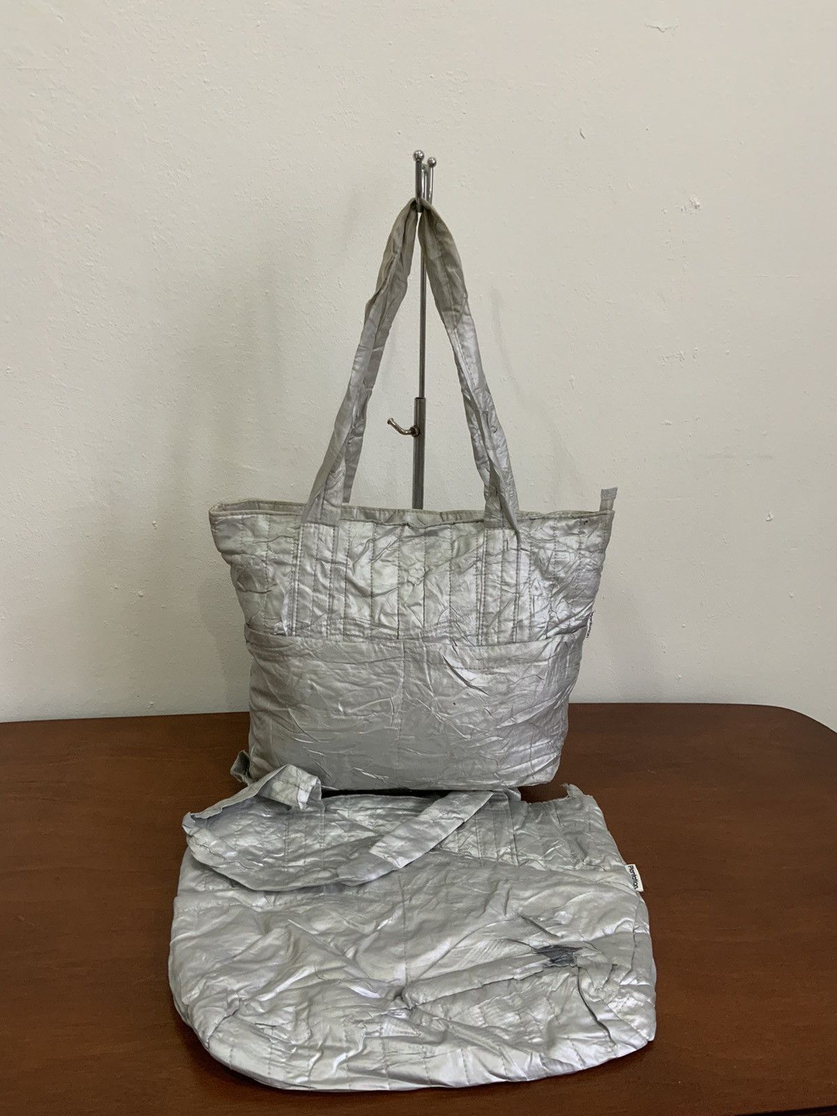 Issey Miyake Plantation by Issey Miyake Puffer Tote Bag Buy 1 free 1 Size ONE SIZE - 1 Thumbnail