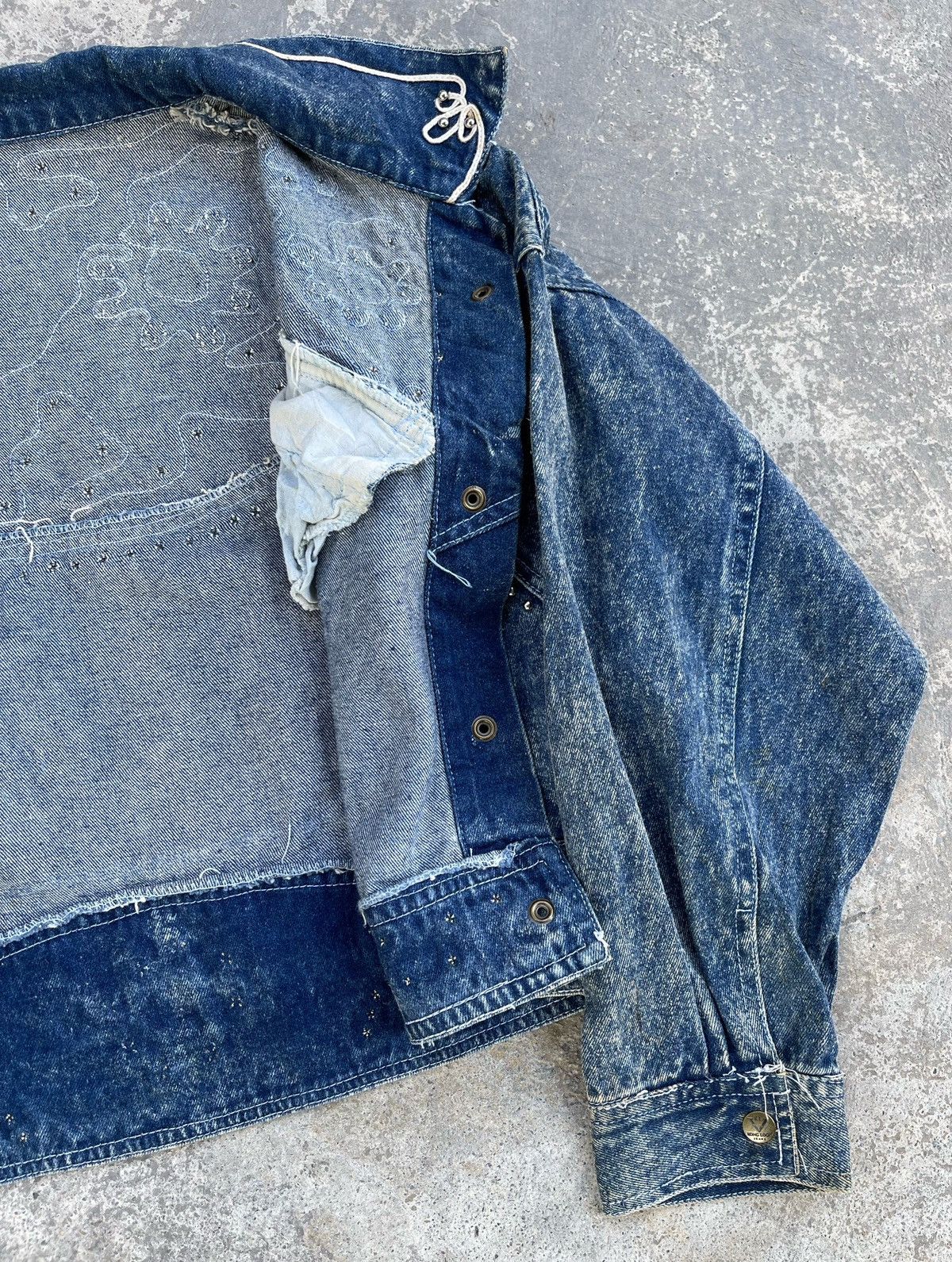 Japanese Brand 🔥Vintage Kong Loon Studded Crop Denim Jacket Kapital Style Size S / US 4 / IT 40 - 14 Thumbnail