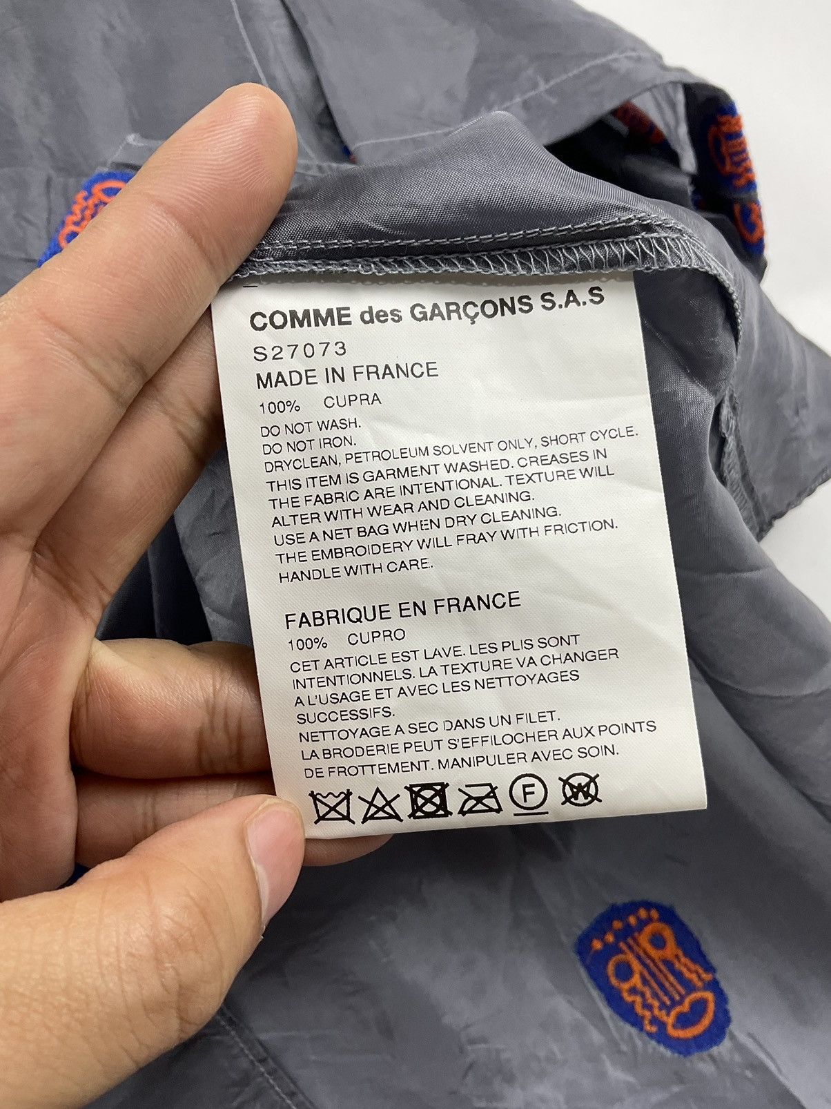 Comme des Garcons Comme des Garcons Mask Embroidered Shirt Size US S / EU 44-46 / 1 - 7 Thumbnail