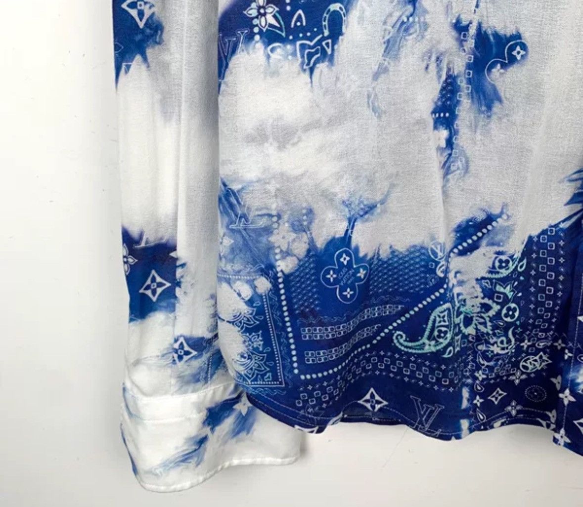 Louis Vuitton Louis Vuitton Lv 22 Blue Tie Dyeing Cotton Long Sleeve Shirt Size US L / EU 52-54 / 3 - 5 Thumbnail