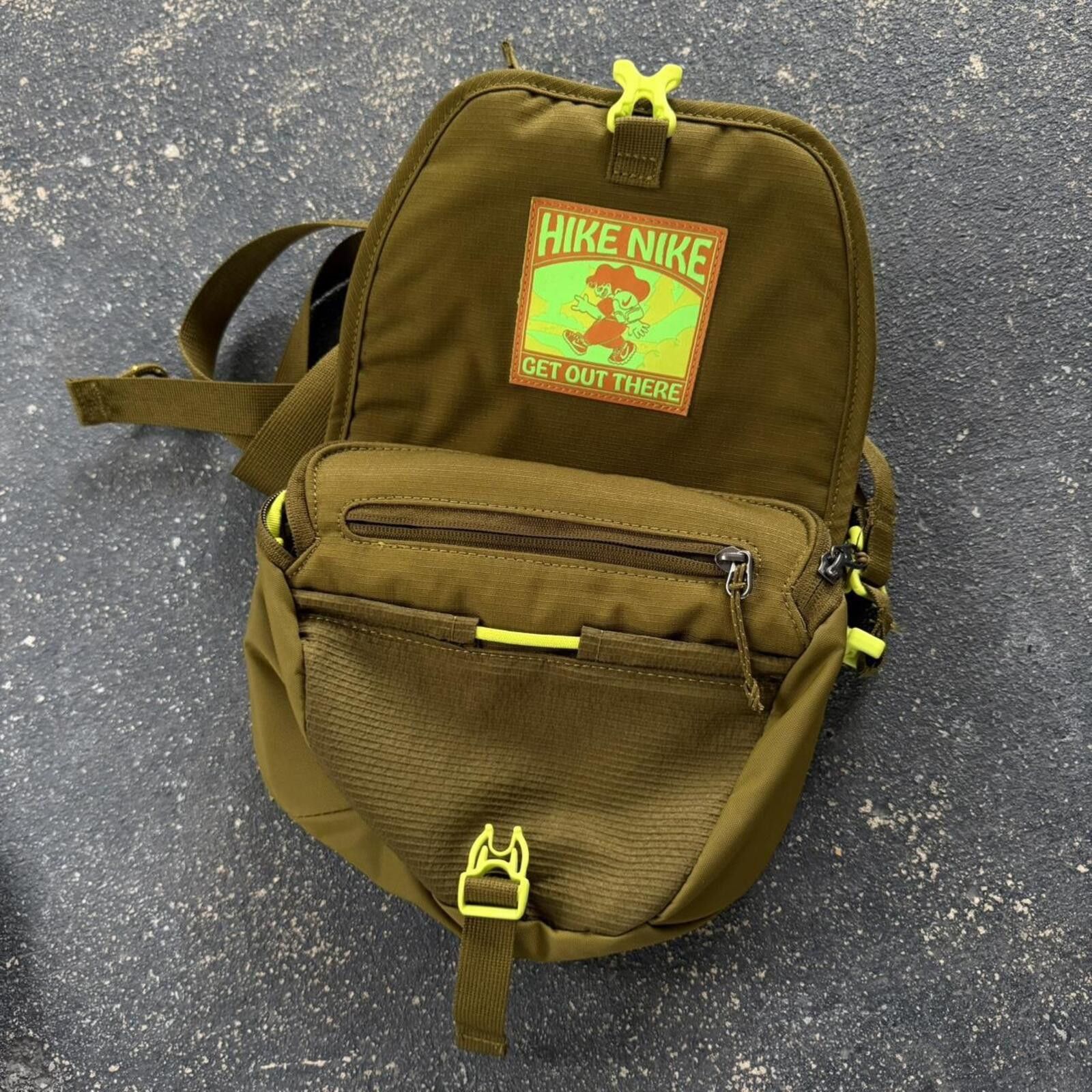 Nike Nike Hike Hip Pack Green Side Bag Size ONE SIZE - 3 Thumbnail