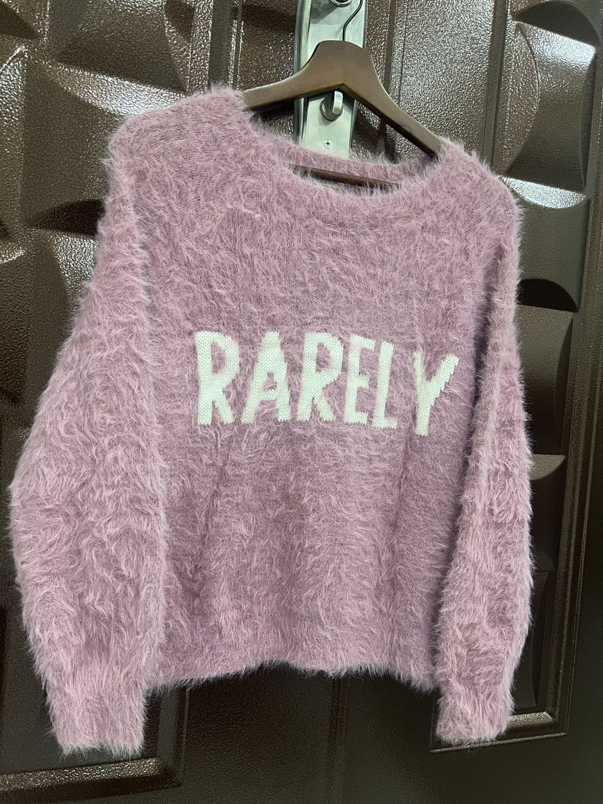 Japanese Brand RARELY Colza Fur Fuzzy Soft Merino Versatiles Pink Sweater Size S / US 4 / IT 40 - 3 Thumbnail