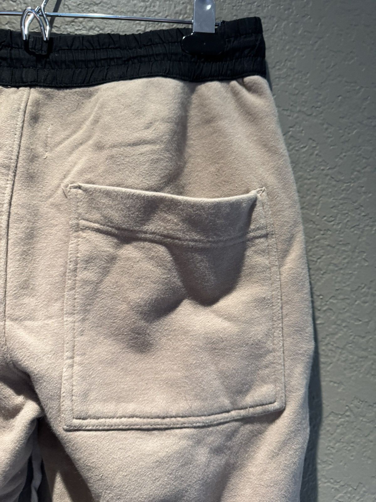Fear of God Fear of God Essentials First Collection Beige Joggers Zipper Size US 29 - 10 Thumbnail