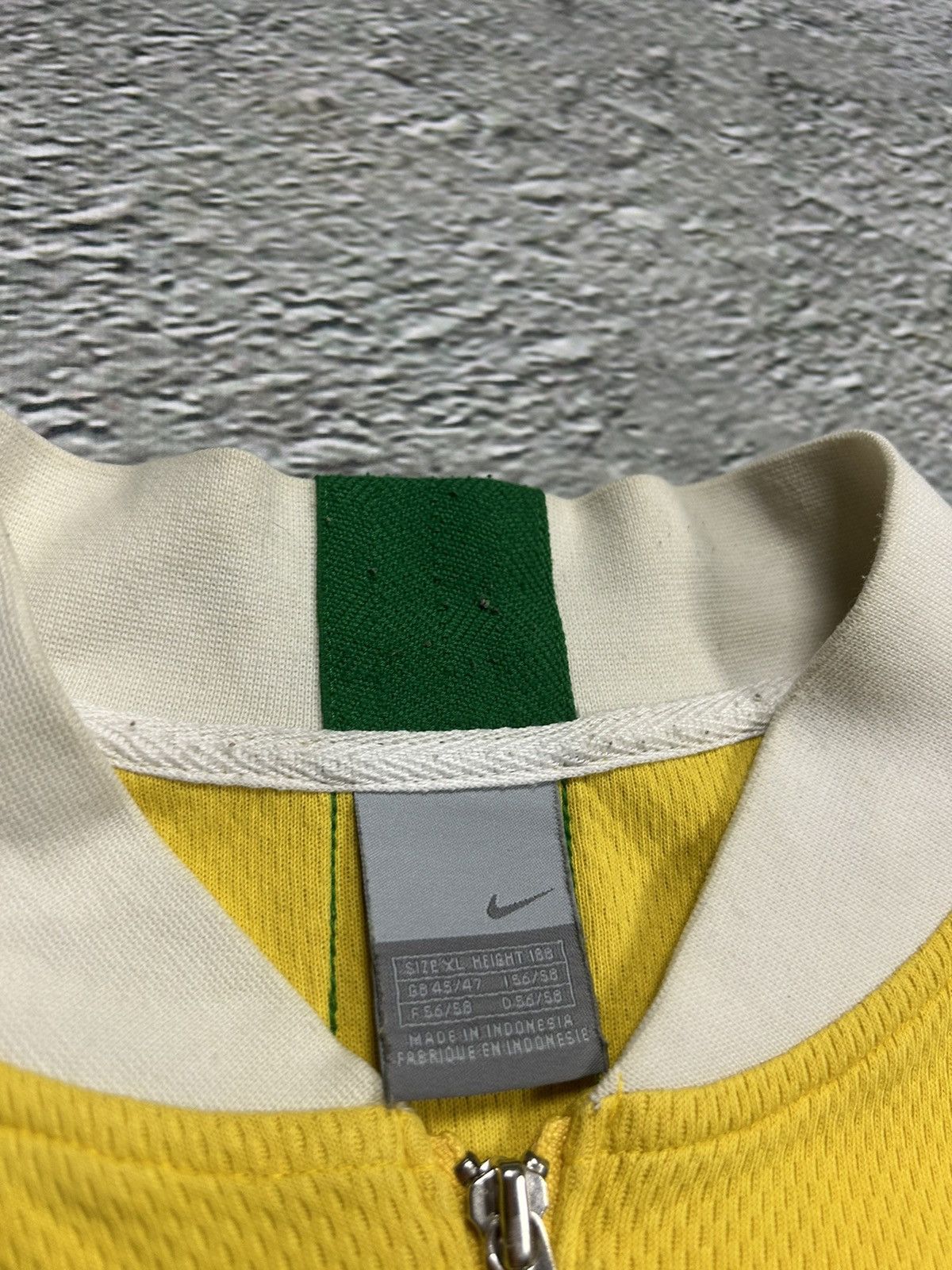 Nike Nike Brazil track jacket 10 Ronaldinho vintage yellow Size US XL / EU 56 / 4 - 3 Thumbnail