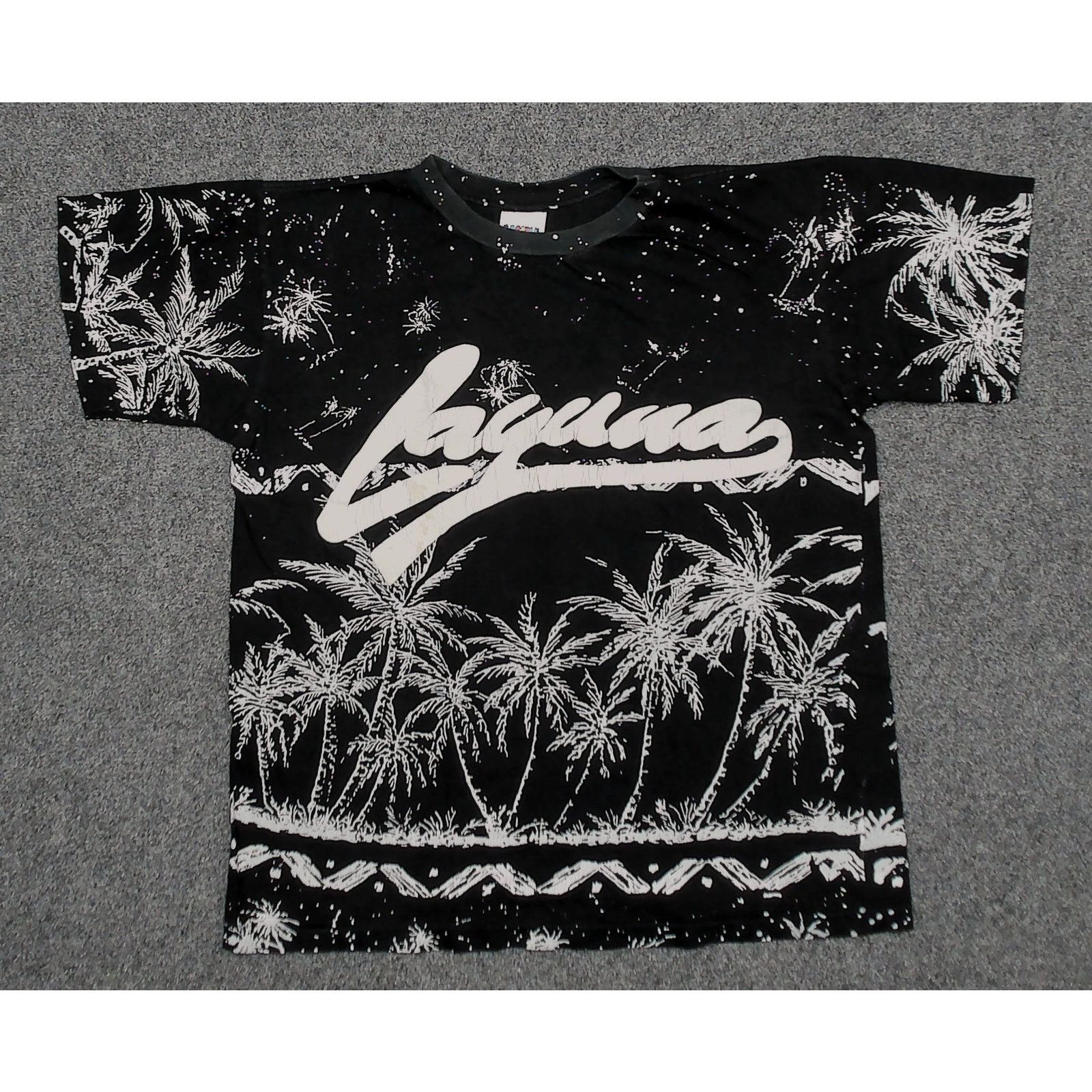 Vintage Vintage 90s Laguna AOP Palm Tree Single Stitch Tee Size US L / EU 52-54 / 3 - 3 Thumbnail