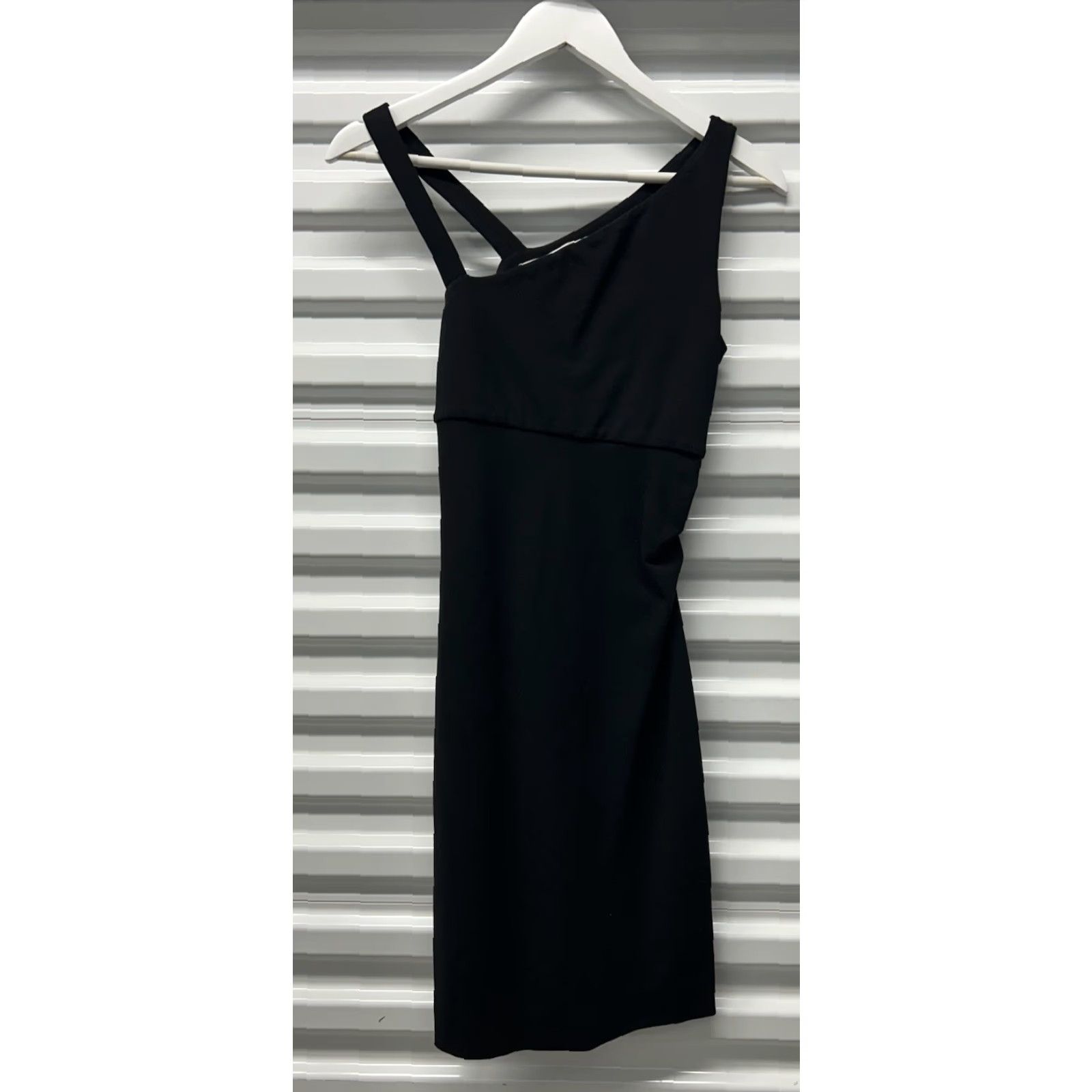 Diane von Furstenberg Diane von Furstenberg Women’s Bodycon Dress One Shoulder Black Knit Stretch Knee Length Size 2 Size XS / US 0-2 / IT 36-38 - 2 Thumbnail
