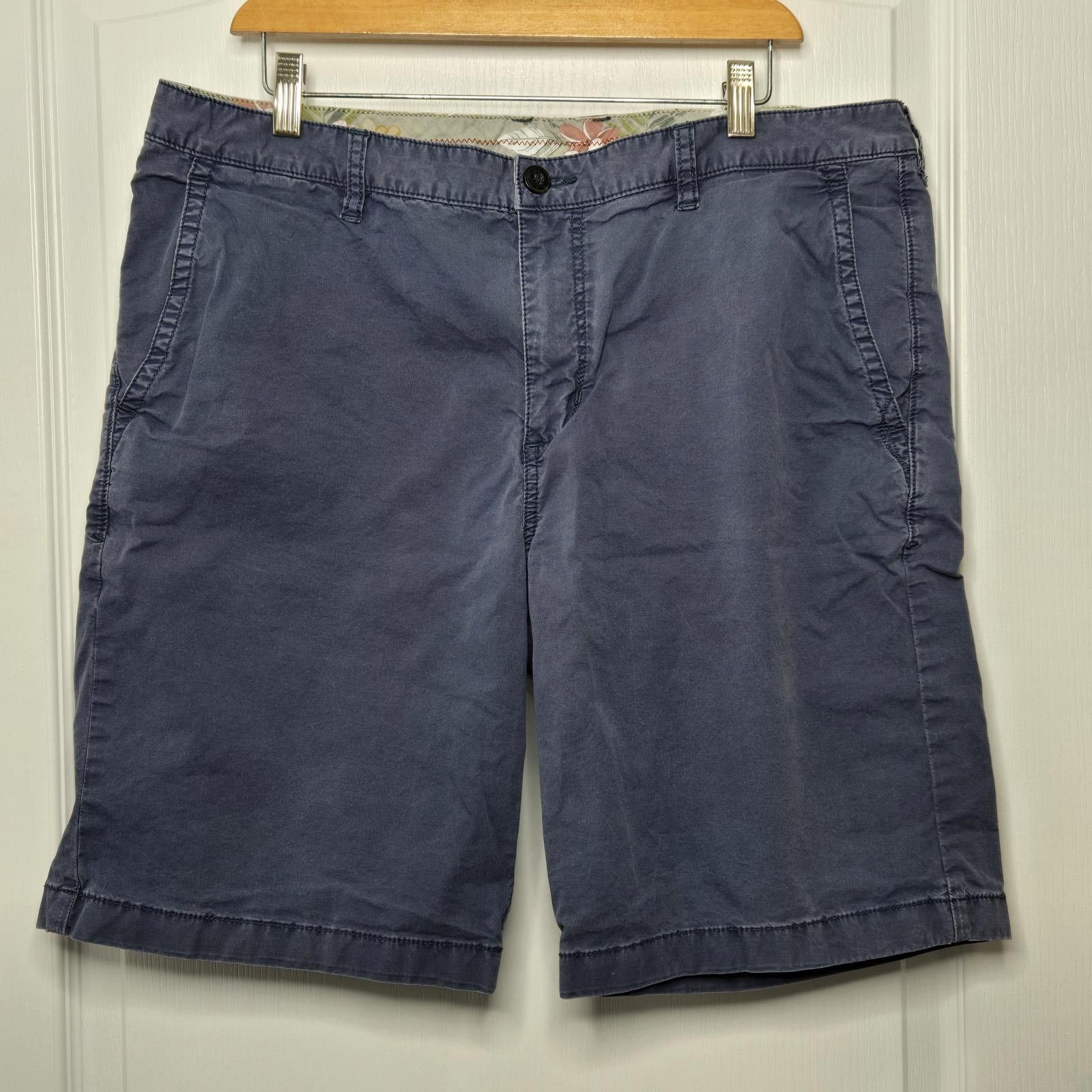 Tommy Bahama Tommy Bahama Shorts Men's 36 Blue Cotton Casual Size US 36 / EU 52 - 1 Thumbnail