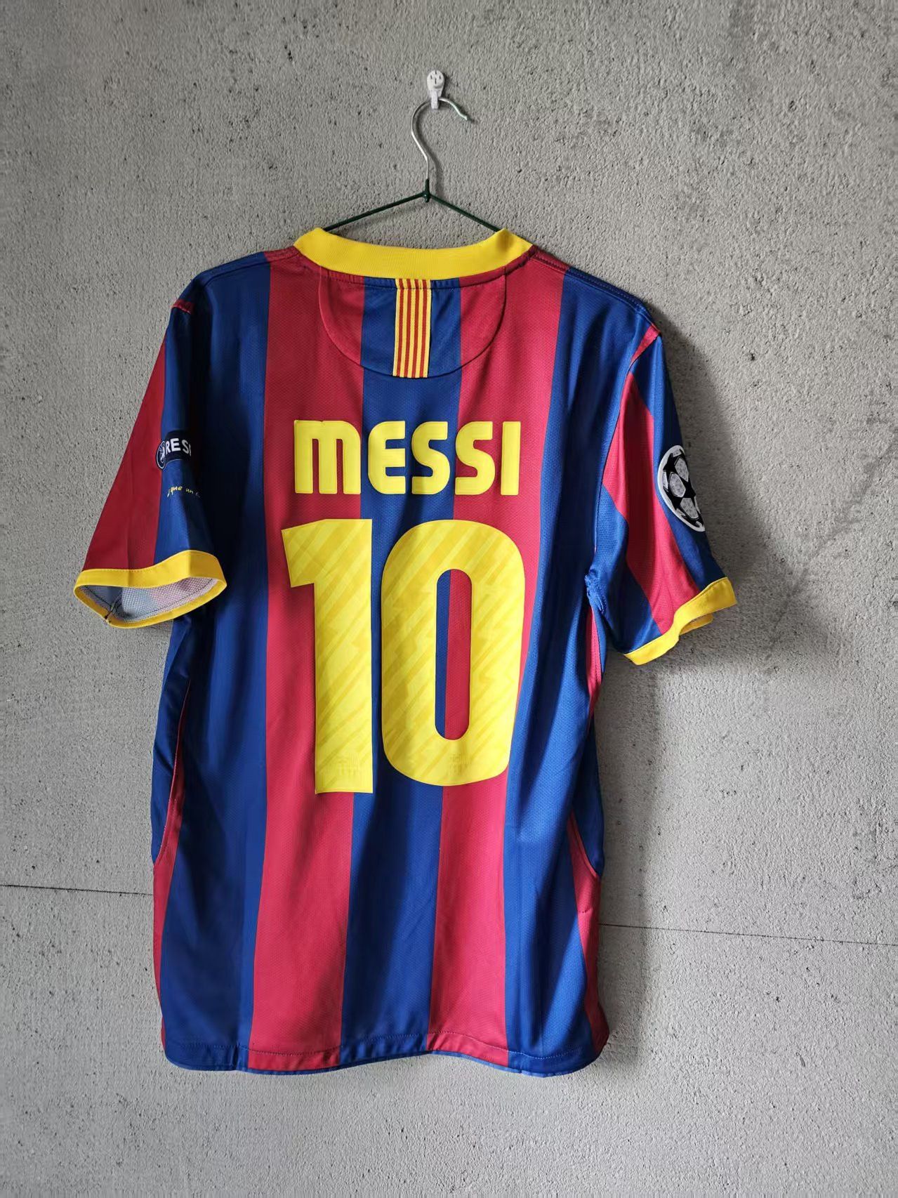 Other 2010 2011 Barcelona #10 Messi Jersey Size US S / EU 44-46 / 1 - 1 Thumbnail