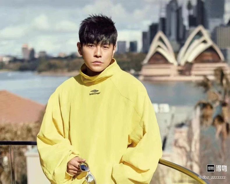 Balenciaga Balenciaga Nylon pullover lemon yellow jacket sweater Size US XL / EU 56 / 4 - 5 Thumbnail