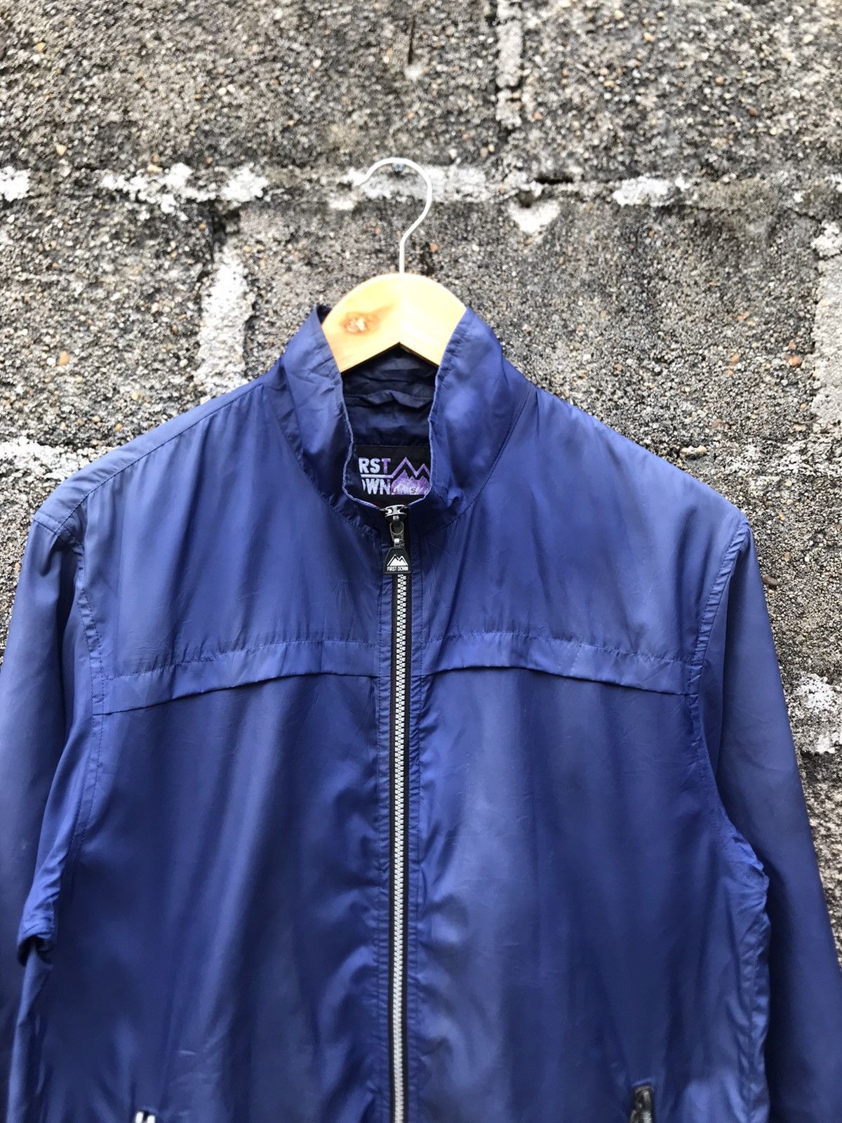 Vintage Vintage First Down USA Windbreaker Jacket Size US S / EU 44-46 / 1 - 5 Thumbnail