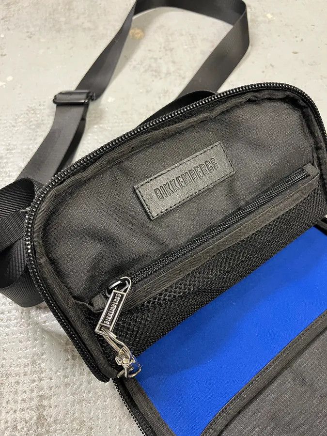 Dirk Bikkembergs 2000s Bikkembergs Harness Black Shoulder Bag Size ONE SIZE - 9 Thumbnail