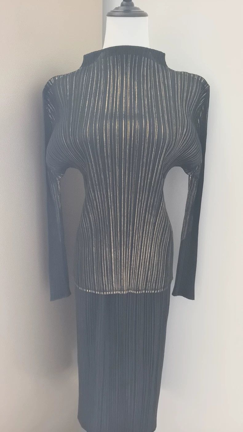 Issey Miyake issey miyake size:3 Black turtleneck top 2505-Nextarrow Size XXS / US 00 / IT 34 - 1 Thumbnail