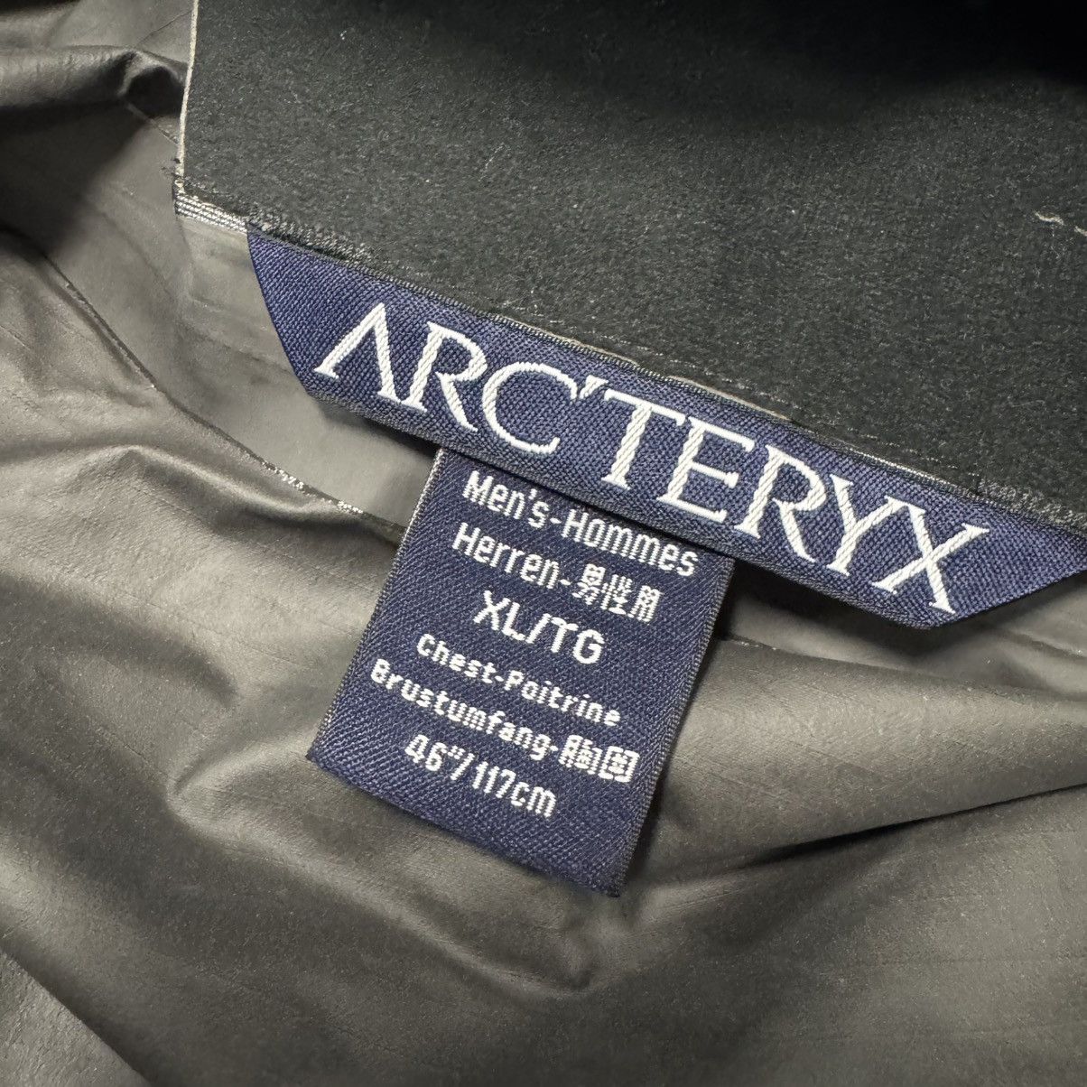 Arc'teryx Arc'teryx GORE-TEX Paclite Shell | Size XL | Blue | Like New Size US XL / EU 56 / 4 - 7 Thumbnail