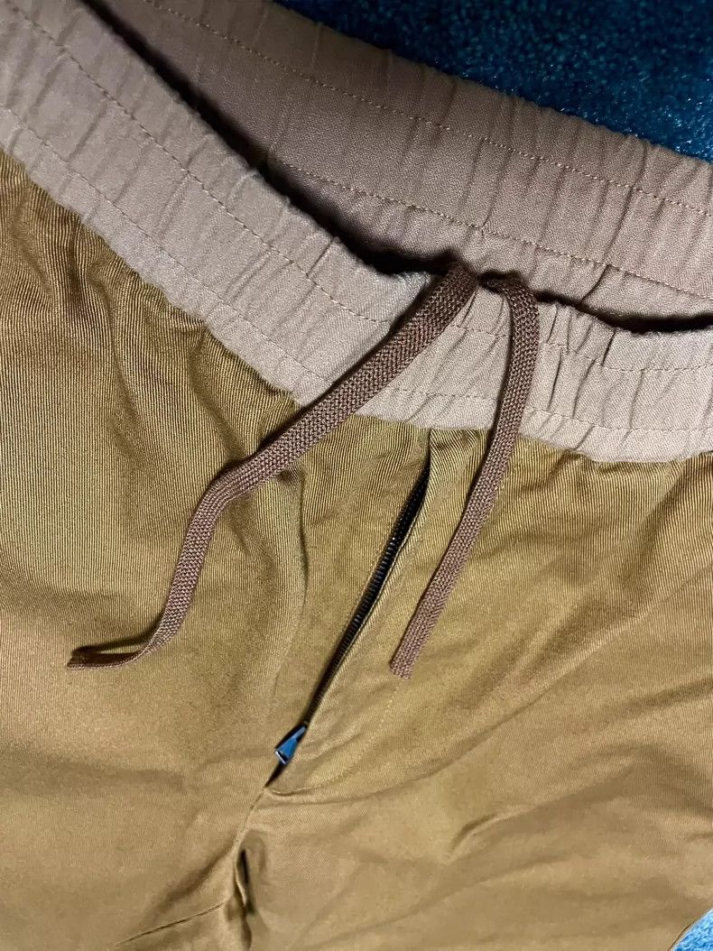 Gucci Gucci Khaki stitching horse pants, sweatpants, sports pants Size US 28 / EU 44 - 6 Thumbnail