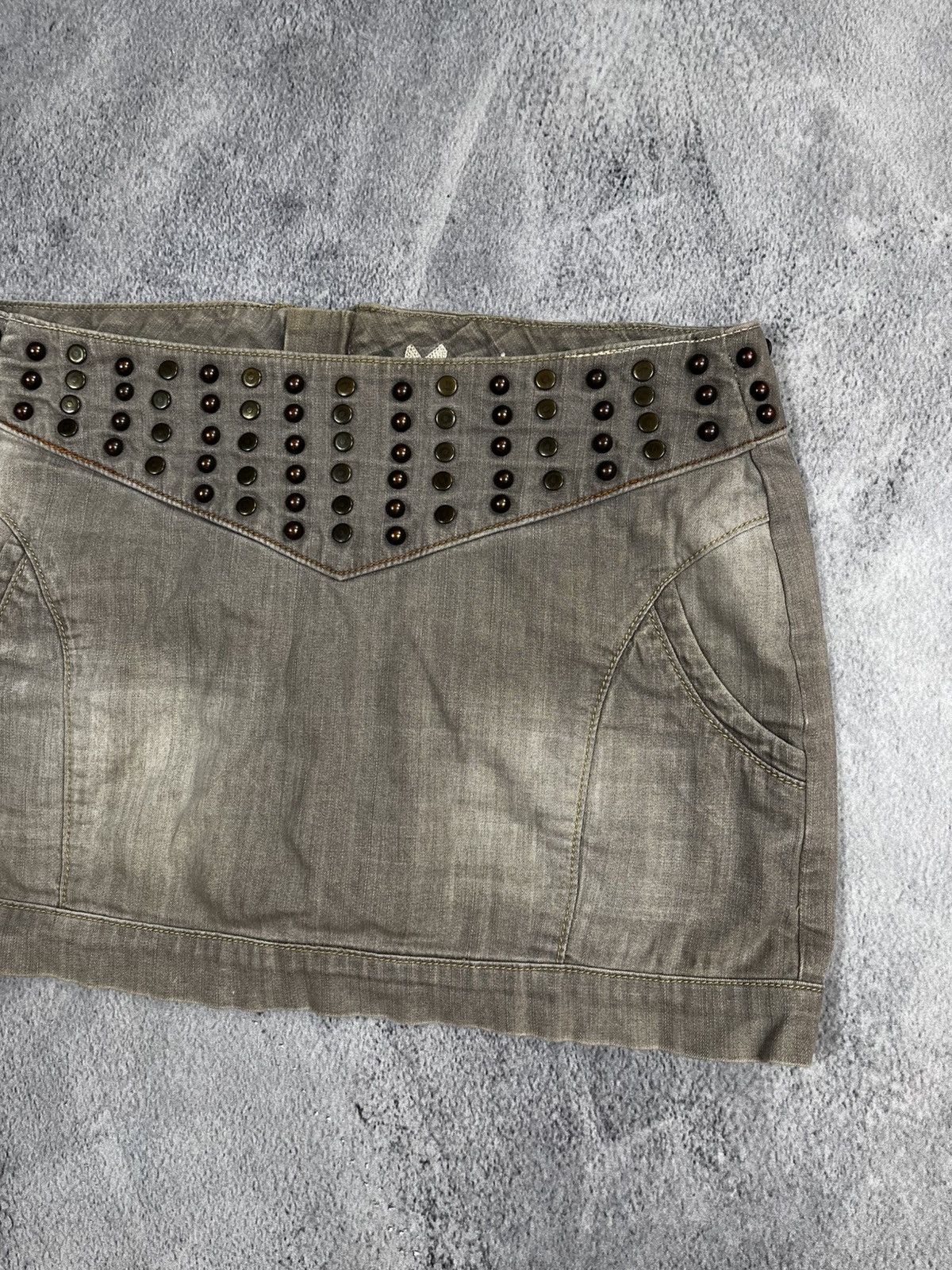 Japanese Brand × Vintage Vintage Y2K faded denim mini skirt Japanese size M Size 30" / US 8 / IT 44 - 3 Thumbnail