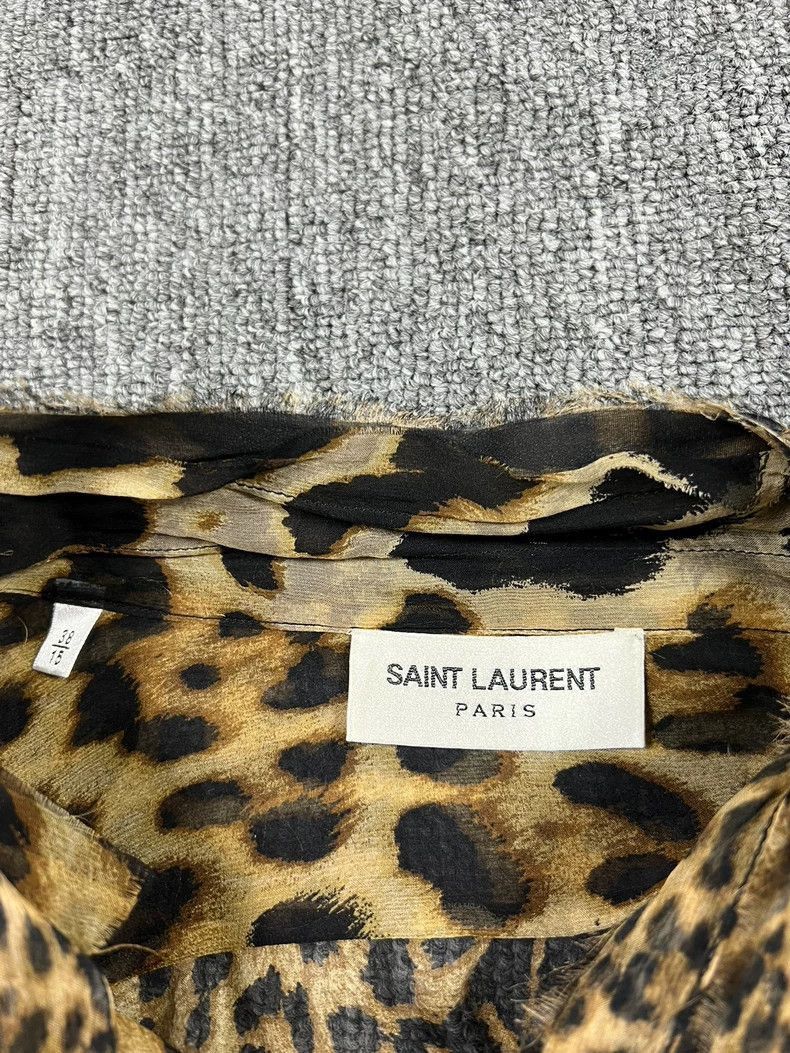 Saint Laurent Paris Saint Laurent Paris 19ss mulberry silk leopard print shirt- Size US XS / EU 42 / 0 - 4 Thumbnail