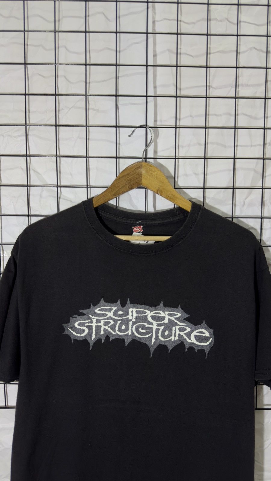 Band Tees Super structured hardcore "daze" label record band tee shirt Size US L / EU 52-54 / 3 - 7 Thumbnail
