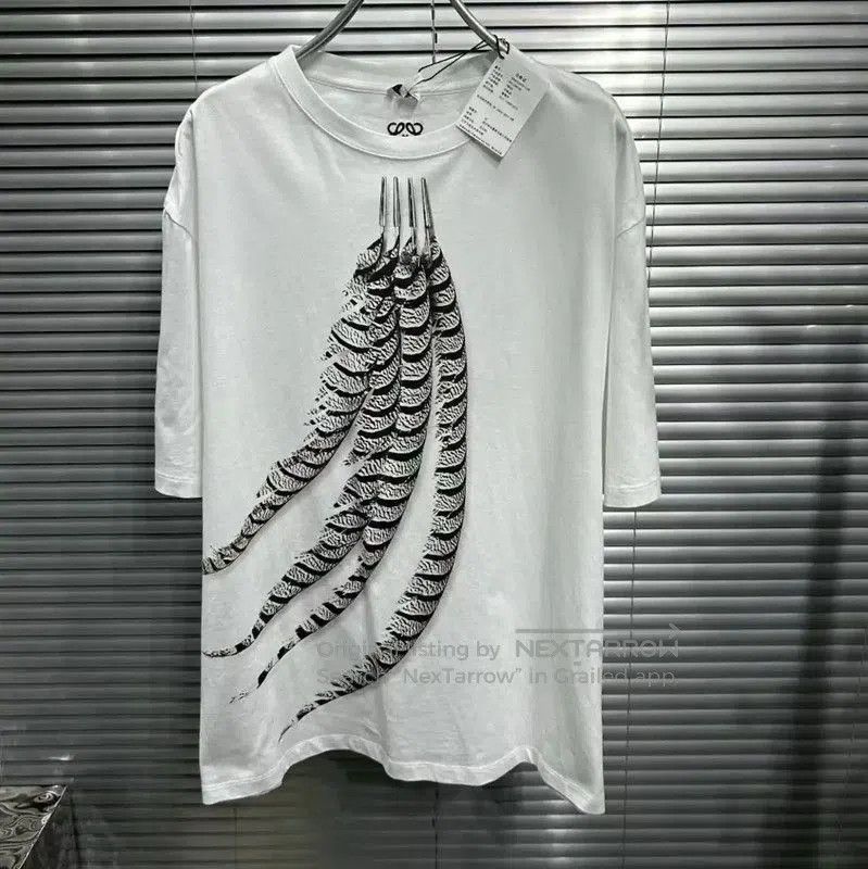 Loewe Loewe White Cotton Women's T-Shirt . Size M / US 6-8 / IT 42-44 - 1 Thumbnail