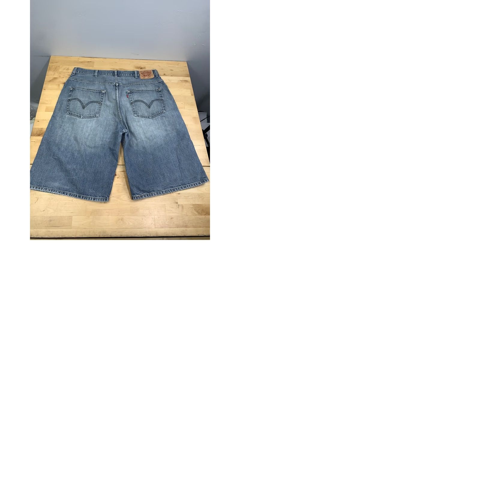 Levi's VINTAGE Levi's 569 Jeans Shorts Bermuda Men 38 Blue Relaxed 5-Pocket Y2K Skater Shorts Size US 38 / EU 54 - 9 Thumbnail
