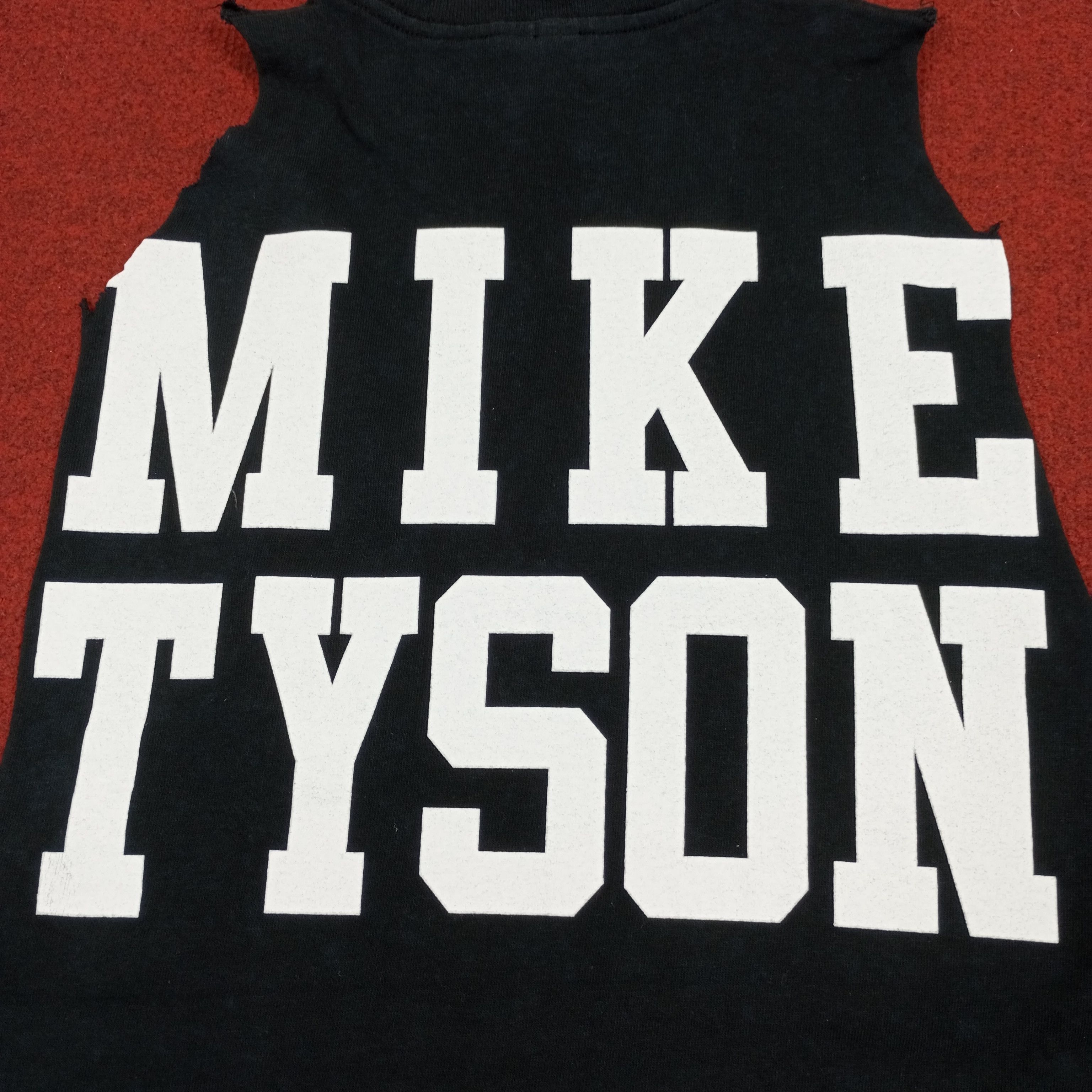 Vintage Mike Tyson American Boxing Distressed Sleeveless Tshirt Size US M / EU 48-50 / 2 - 4 Thumbnail