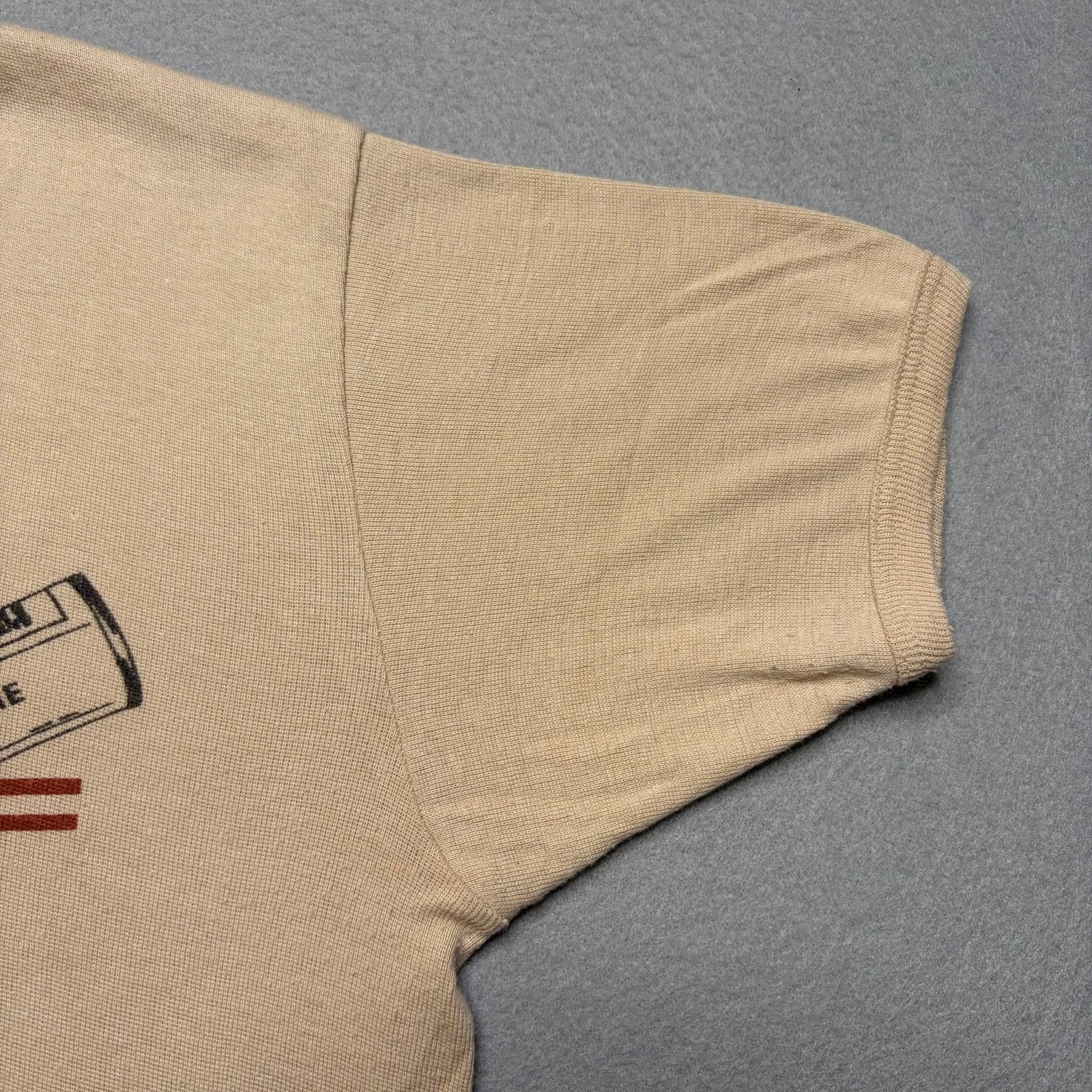 Vintage Vintage Valley News Run Of The Press Tee Beige 80s 70s XXS Size US XXS / EU 40 - 8 Thumbnail