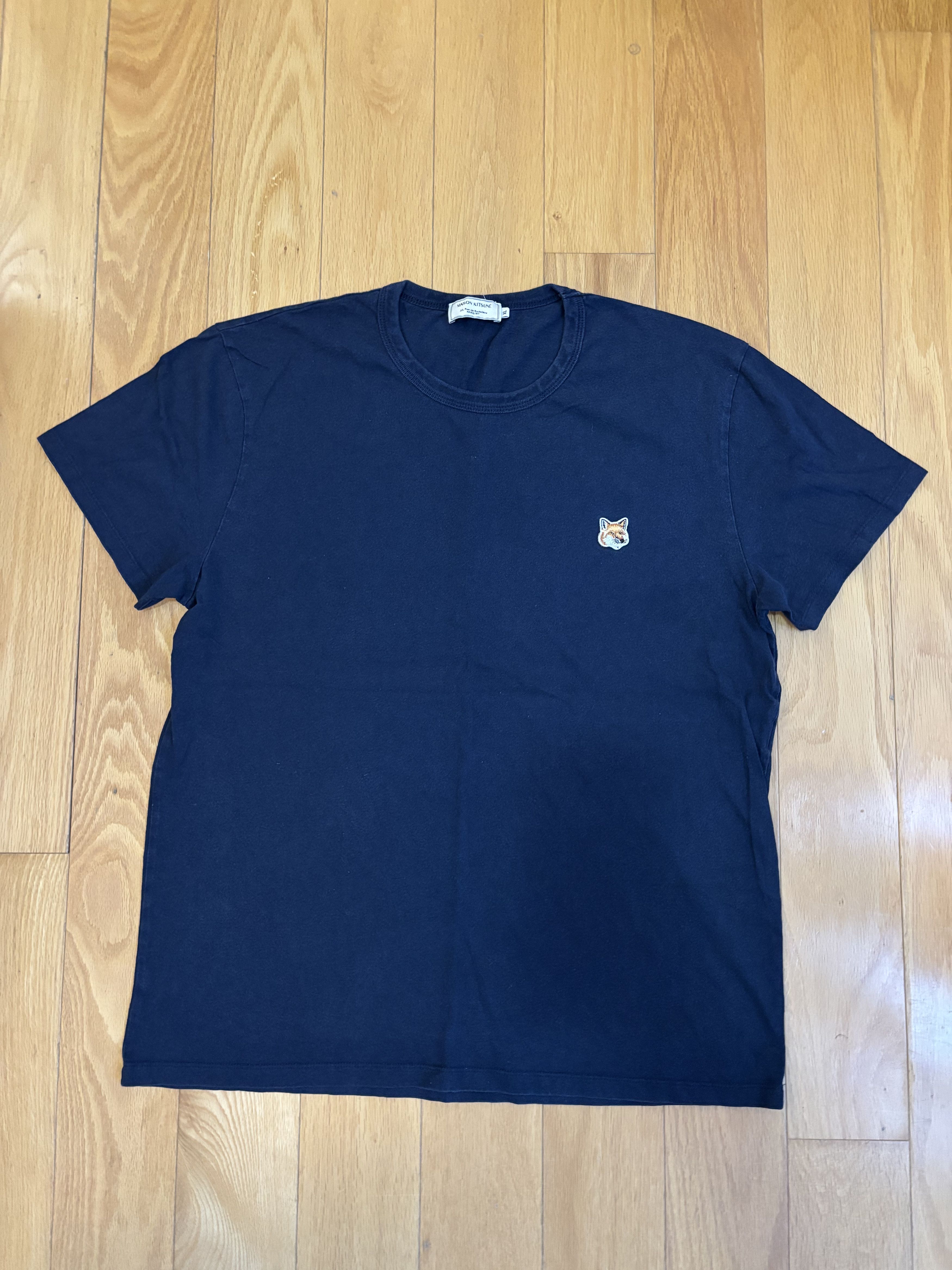 Maison Kitsune Maison Kitsune Embroidered Fox T Shirt XL Size XL / US 12-14 / IT 48-50 - 1 Thumbnail
