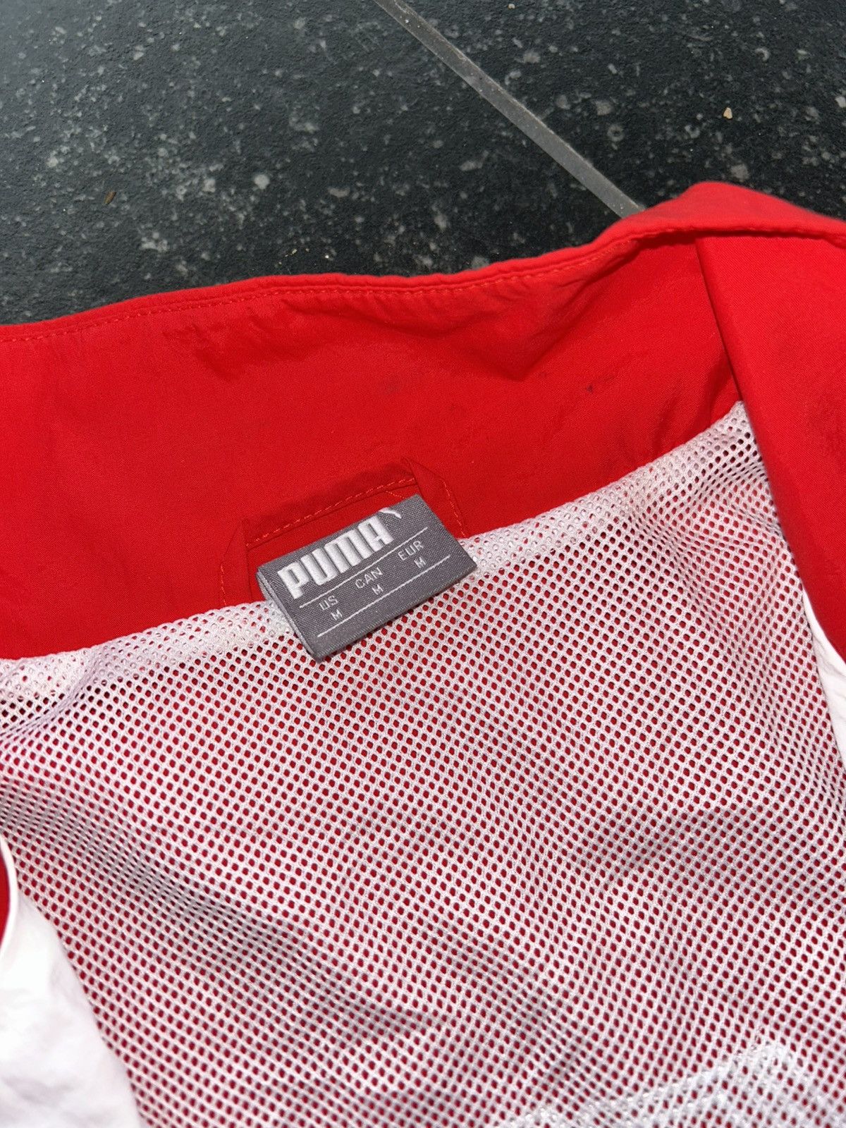 Ferrari × Puma Vintage Puma x Ferrari 🔴 | M Size US M / EU 48-50 / 2 - 2 Thumbnail