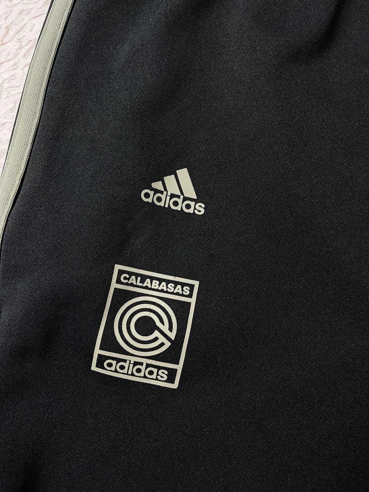Adidas Adidas Yeezy Calabasas Kanye West Track Pants Luna/Wolves XS Size US 28 / EU 44 - 7 Thumbnail