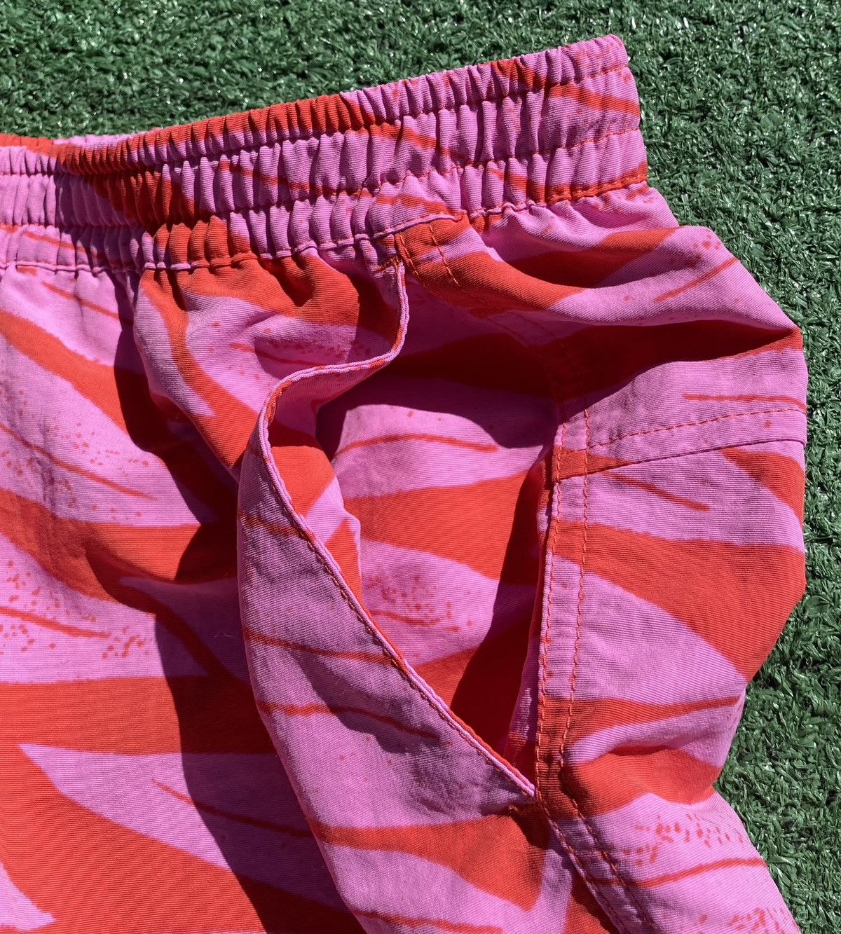 Patagonia Patagonia Baggies Catalan Patterned Shorts Womens Medium Size 32" / US 10 / IT 46 - 4 Thumbnail