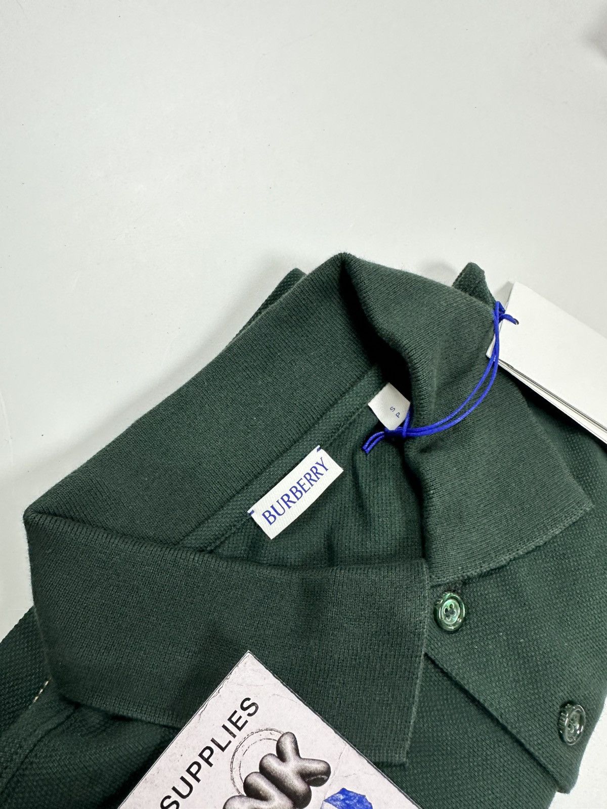 Burberry BURBERRY GREEN Polo Shirt with Embroidered Hem Size US S / EU 44-46 / 1 - 6 Thumbnail