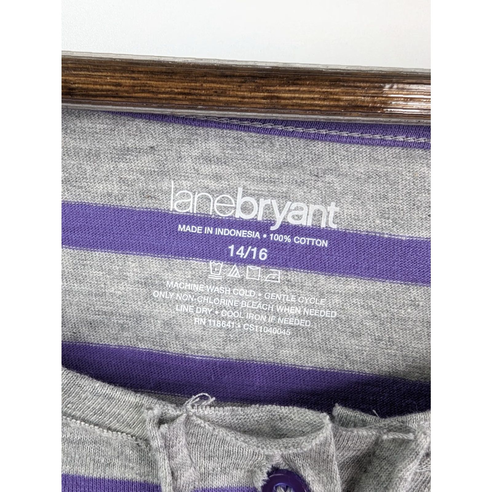 Vintage NWT Lane Bryant Blouse 1/4 Button Up Women's 14/16 Purple Grey Stripe Long Sleeve Round Neck Cotton 100% Machine Washable Womens Size XL / US 12-14 / IT 48-50 - 5 Thumbnail