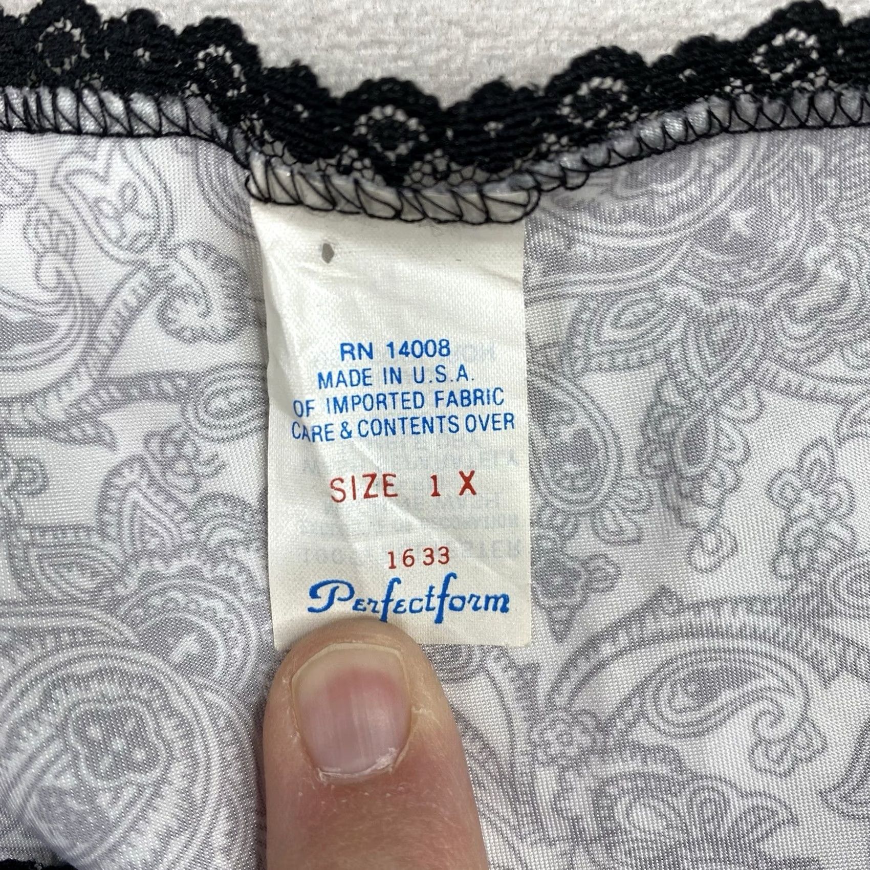 Vintage VINTAGE 90s Satin Lace Cami Top Womens 1X Black Paisley Boudoir Coquette USA Size XL / US 12-14 / IT 48-50 - 4 Thumbnail