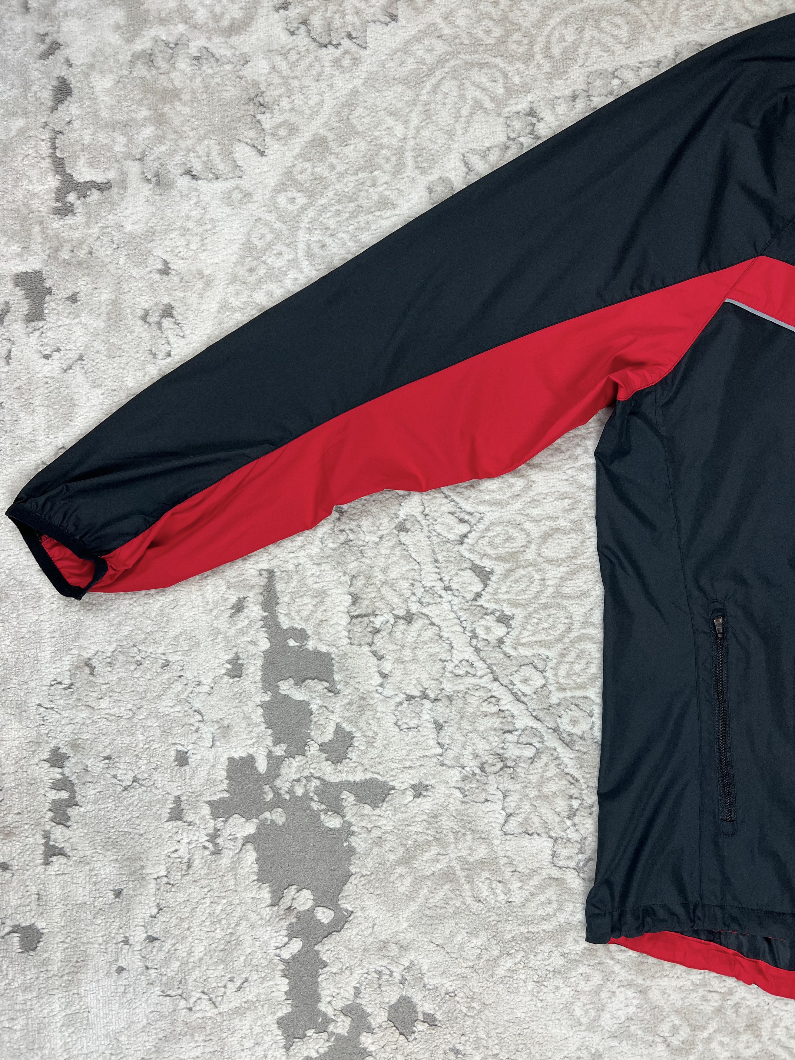 Nike Nike Training Windbreaker Light Jacket Black/Red Reflective Size US XXL / EU 58 / 5 - 17 Thumbnail