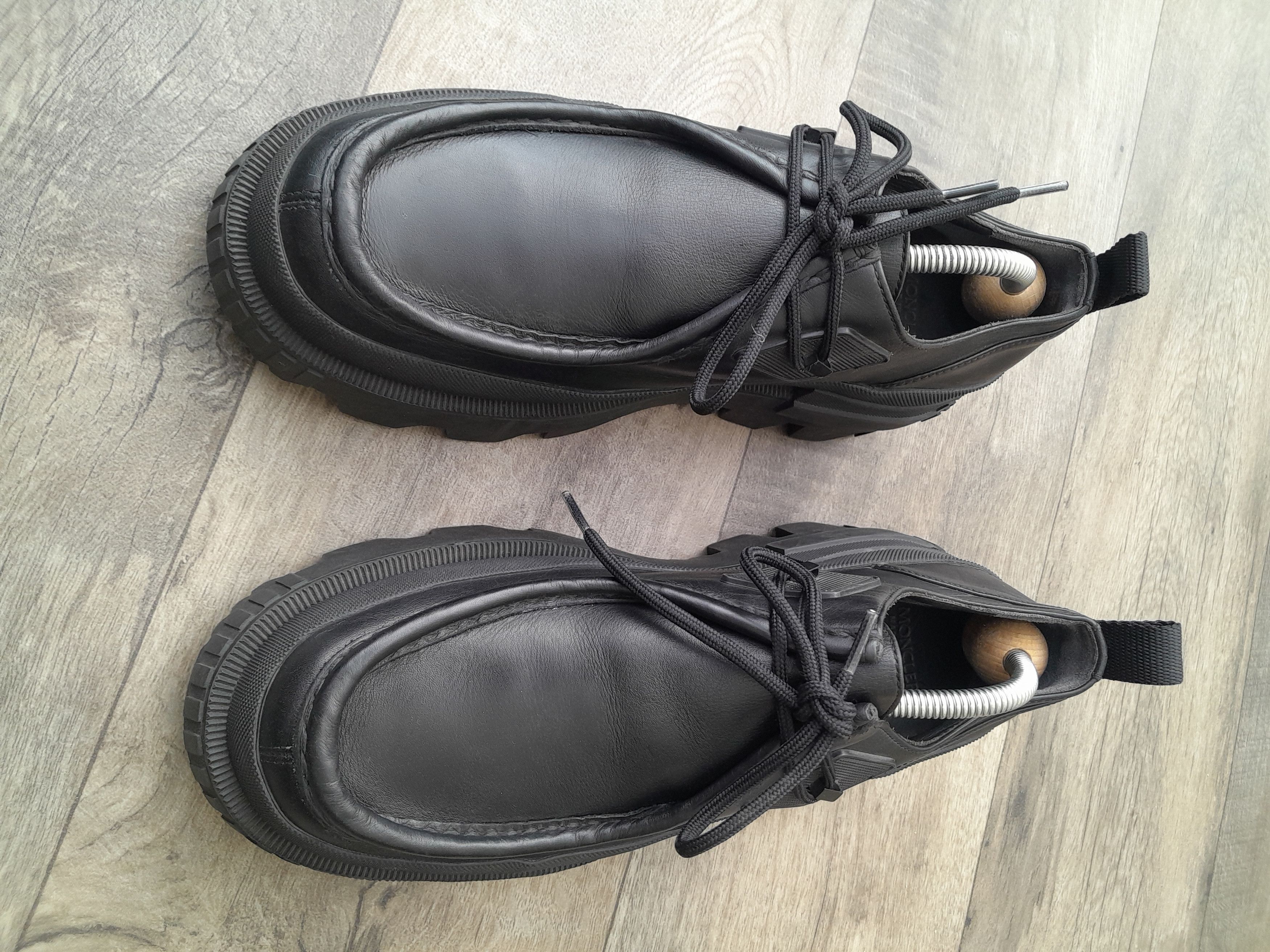 Moncler black Moncler Mon Wallabee Loafers. Size US 9 / EU 42 - 2 Thumbnail