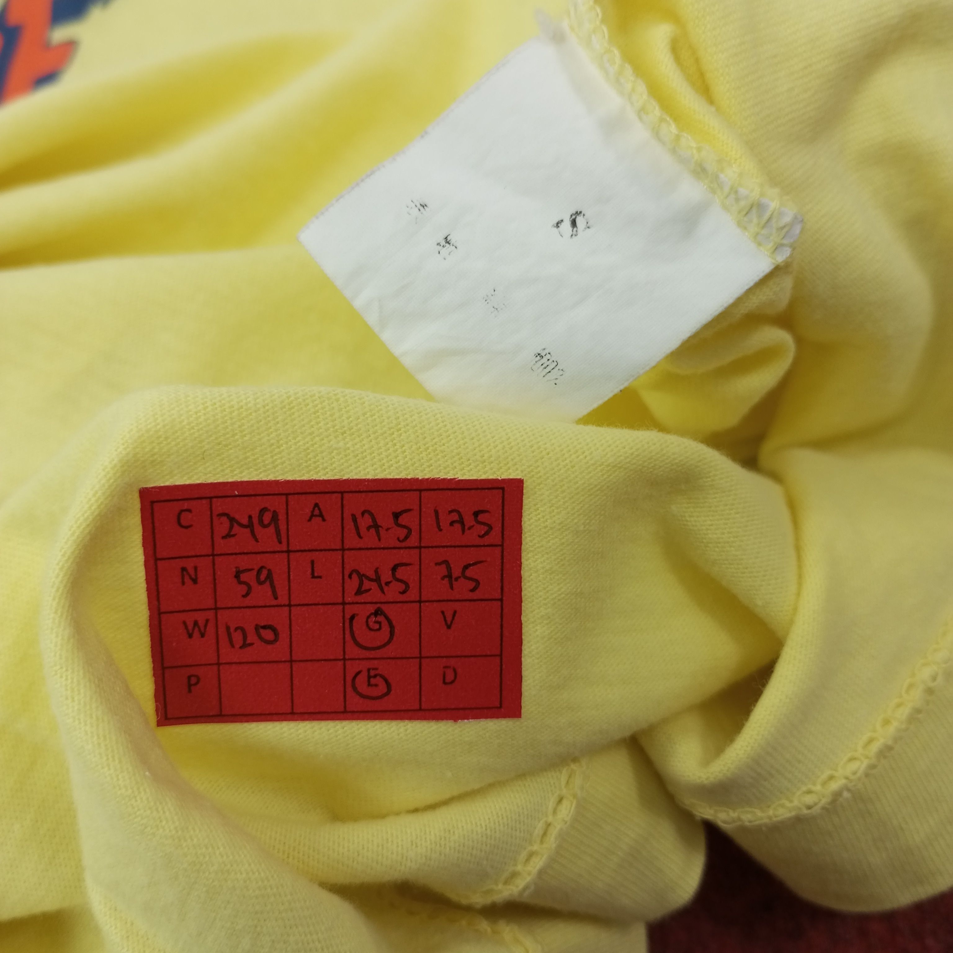 Hysteric Glamour Hysteric Mini Japanese Brand Surfing Yellow Tshirt c249n59 Size US S / EU 44-46 / 1 - 9 Thumbnail